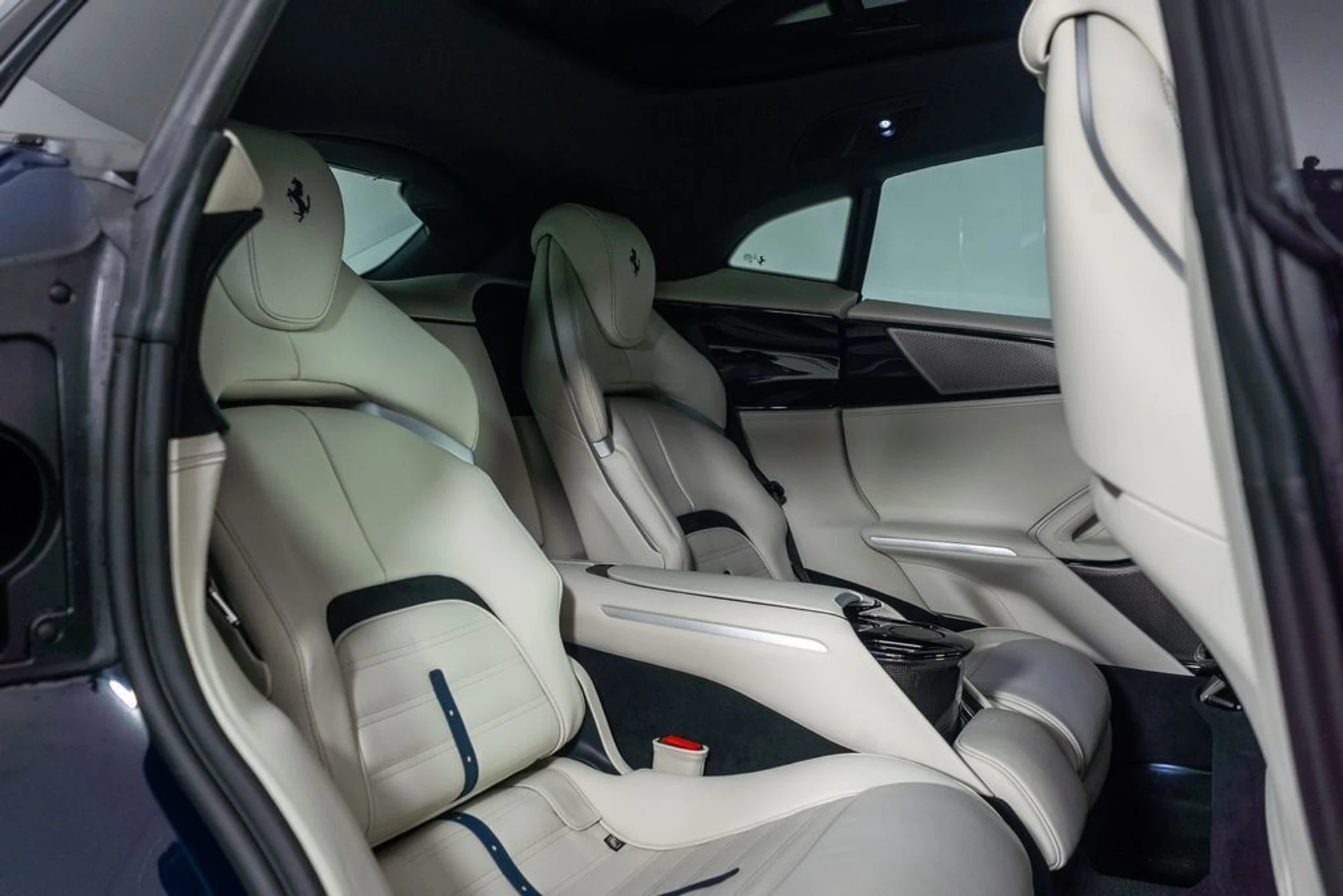 mph033_3136096622_34_25998339_69430e4e4194c_e06dcca7a0