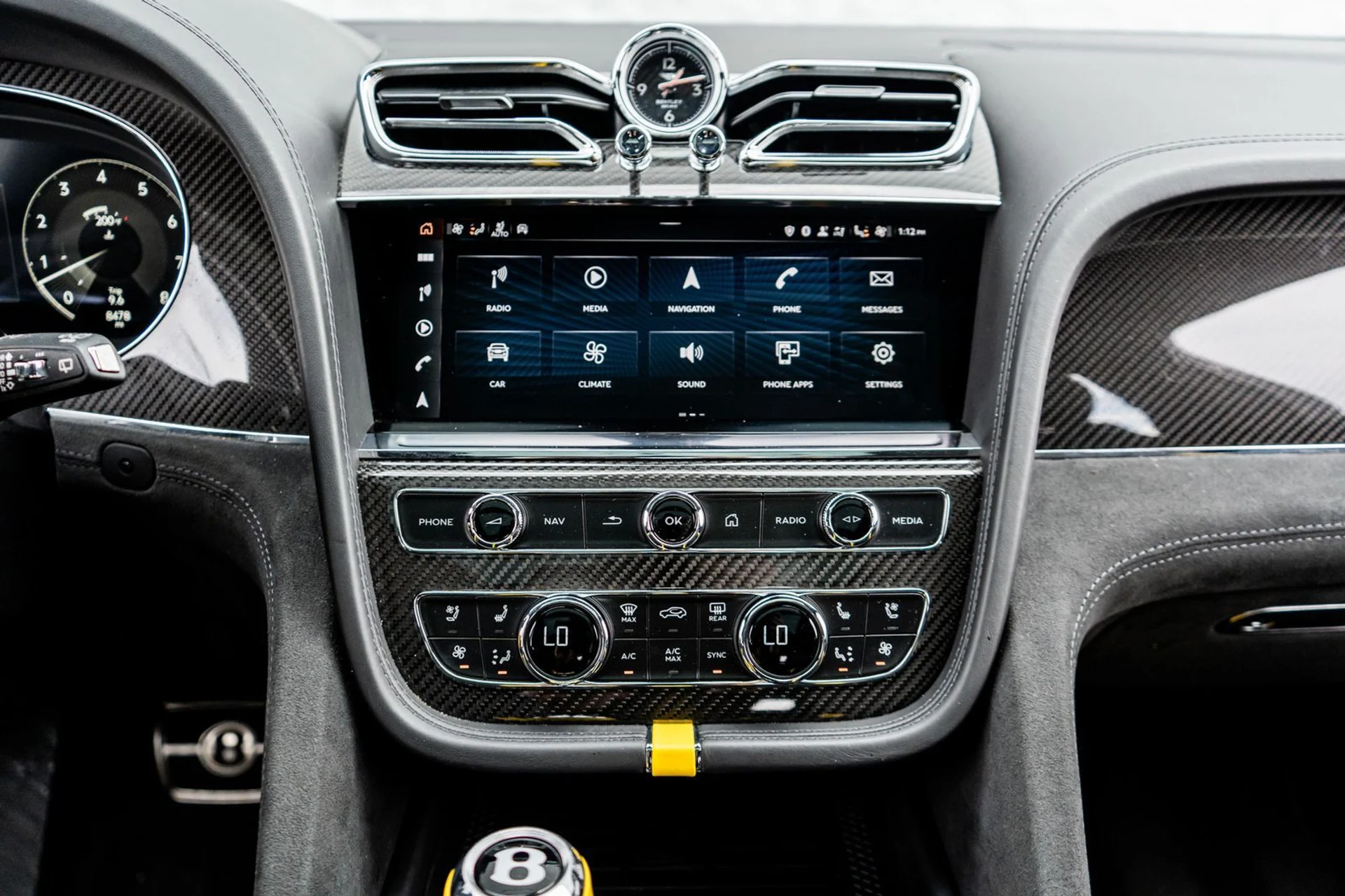 mph033_3150667008_2d6ad2fc_7dc8_4f68_83c3_10d2609e006b_302f0a966b