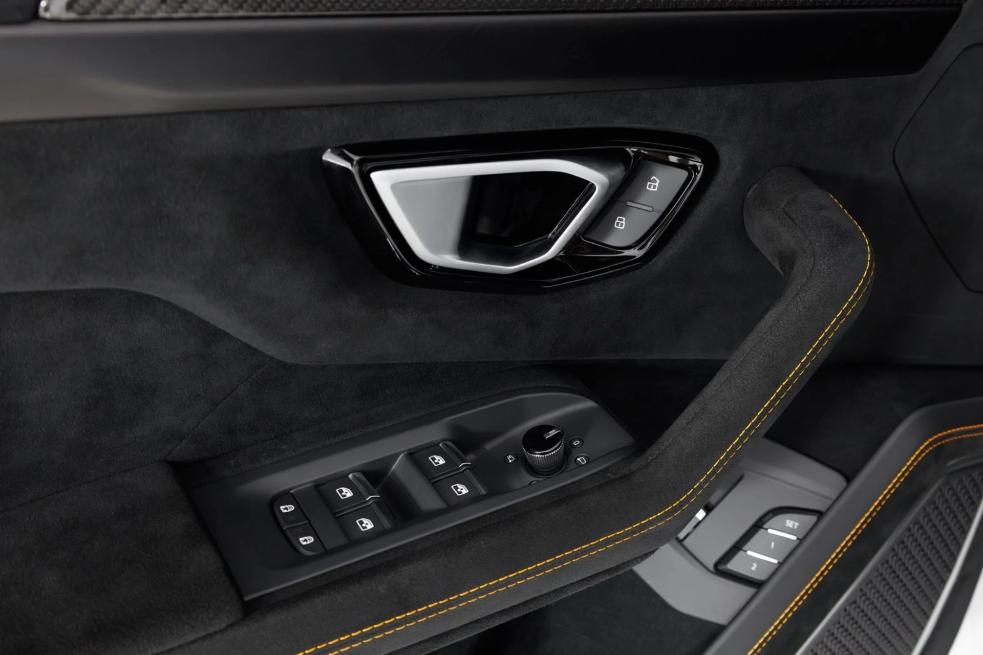 mph033_3158292862_Used_2024_Lamborghini_Urus_Performante_1780601135_a2157dc1f1