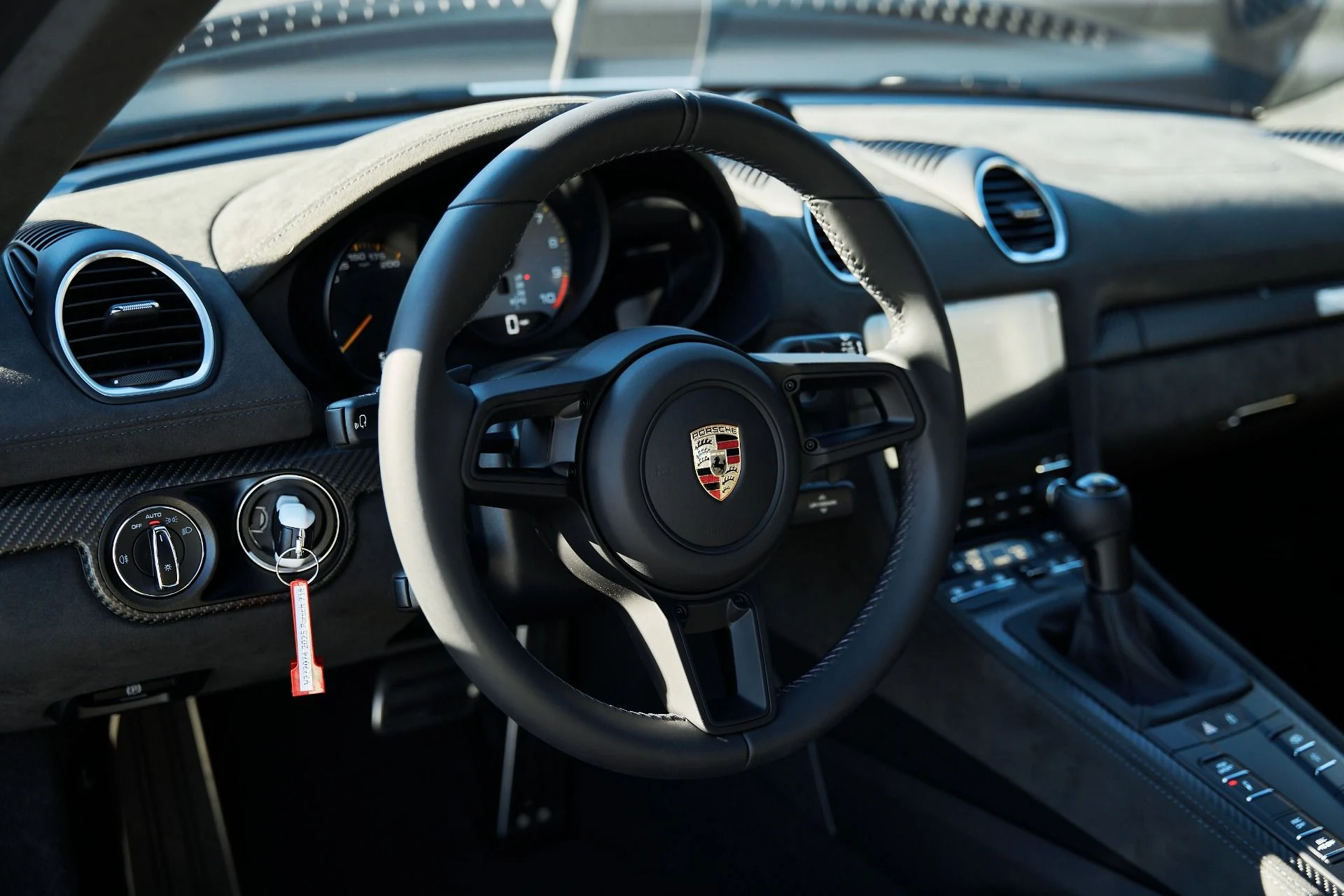 mph033_3162046400_Used_2025_Porsche_718_Cayman_GT_4_RS_1766025515_8d7281f18f