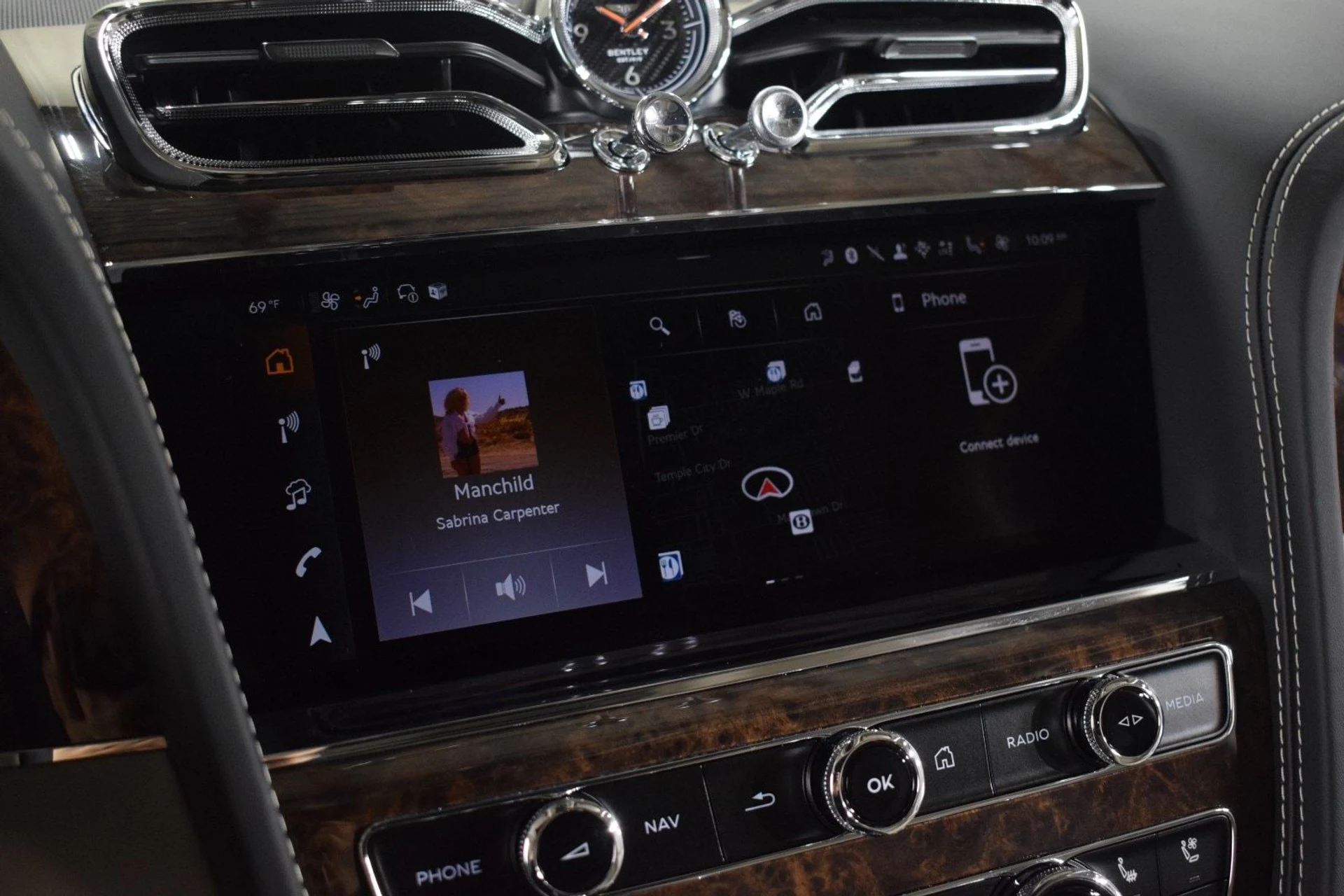 mph033_3172061435_492cdaca821fc4f7b9457dd9bc9d9327x_dfb03c68a3