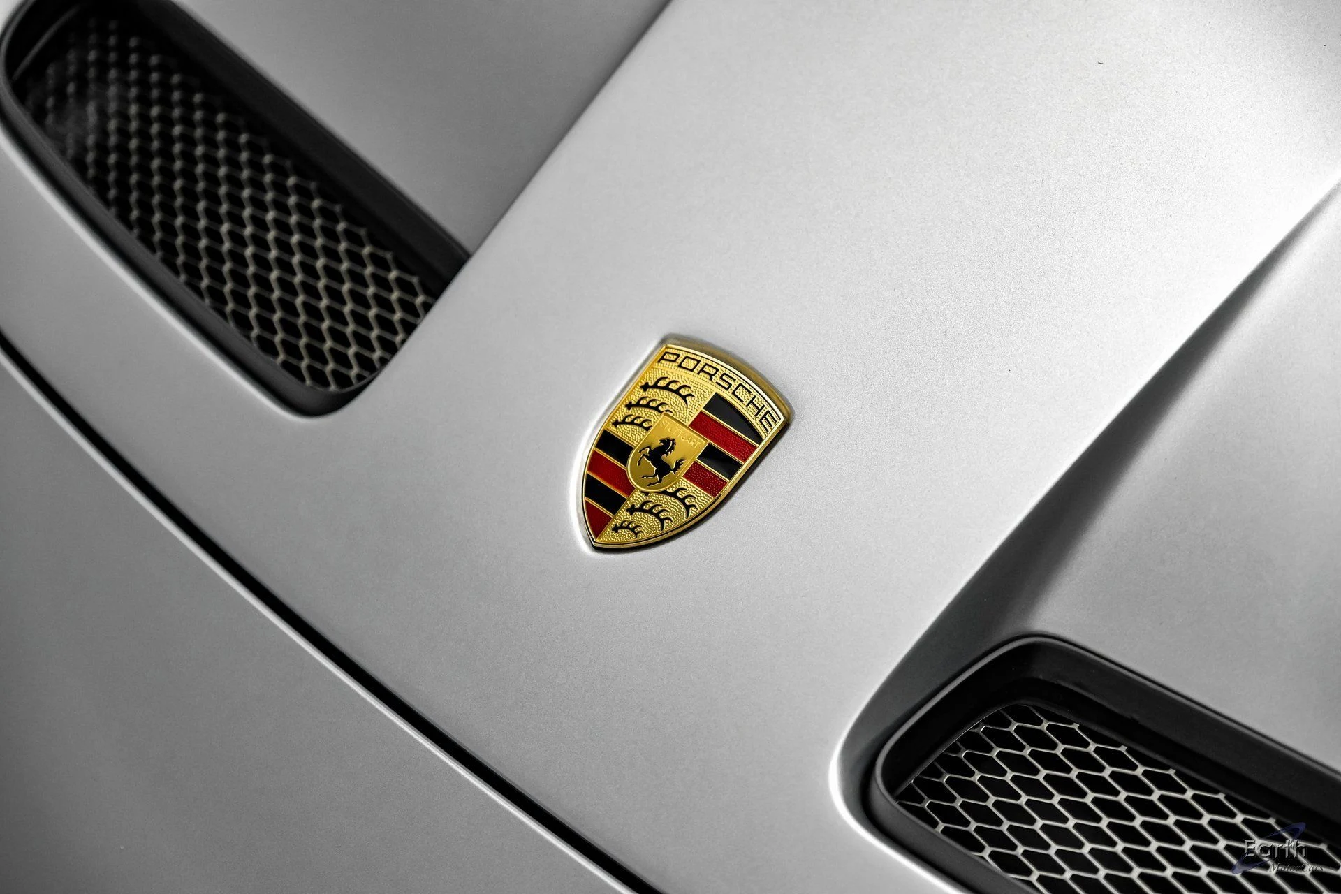 mph033_317882437_644e0a1fe056eb39f3e6b4639ec3f88fx_b746307c24