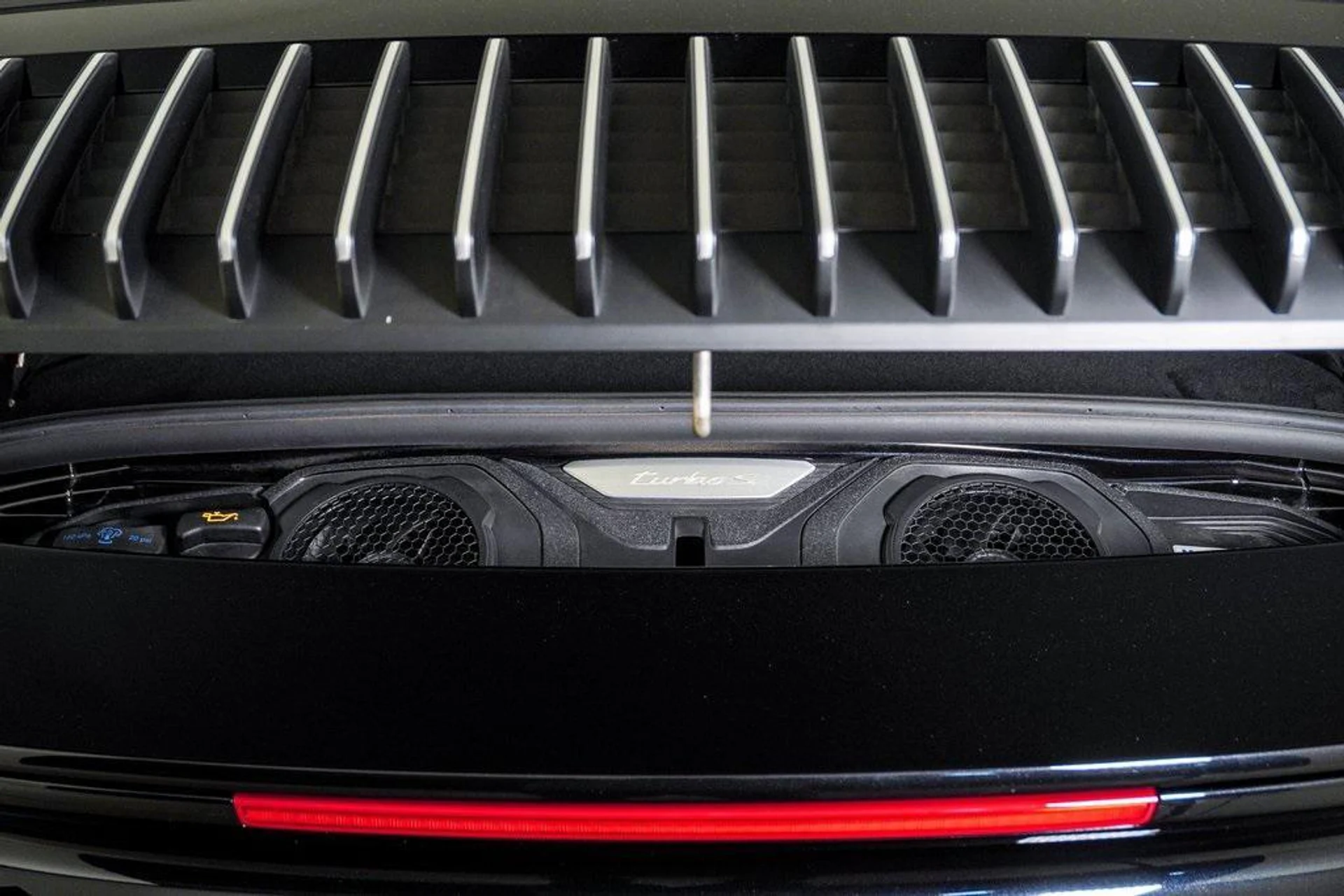 mph033_3188195494_f_Vi_Vha_K4lb_UUQGN_5jnd_Xp8mp4_U_bcbd4e2bfb