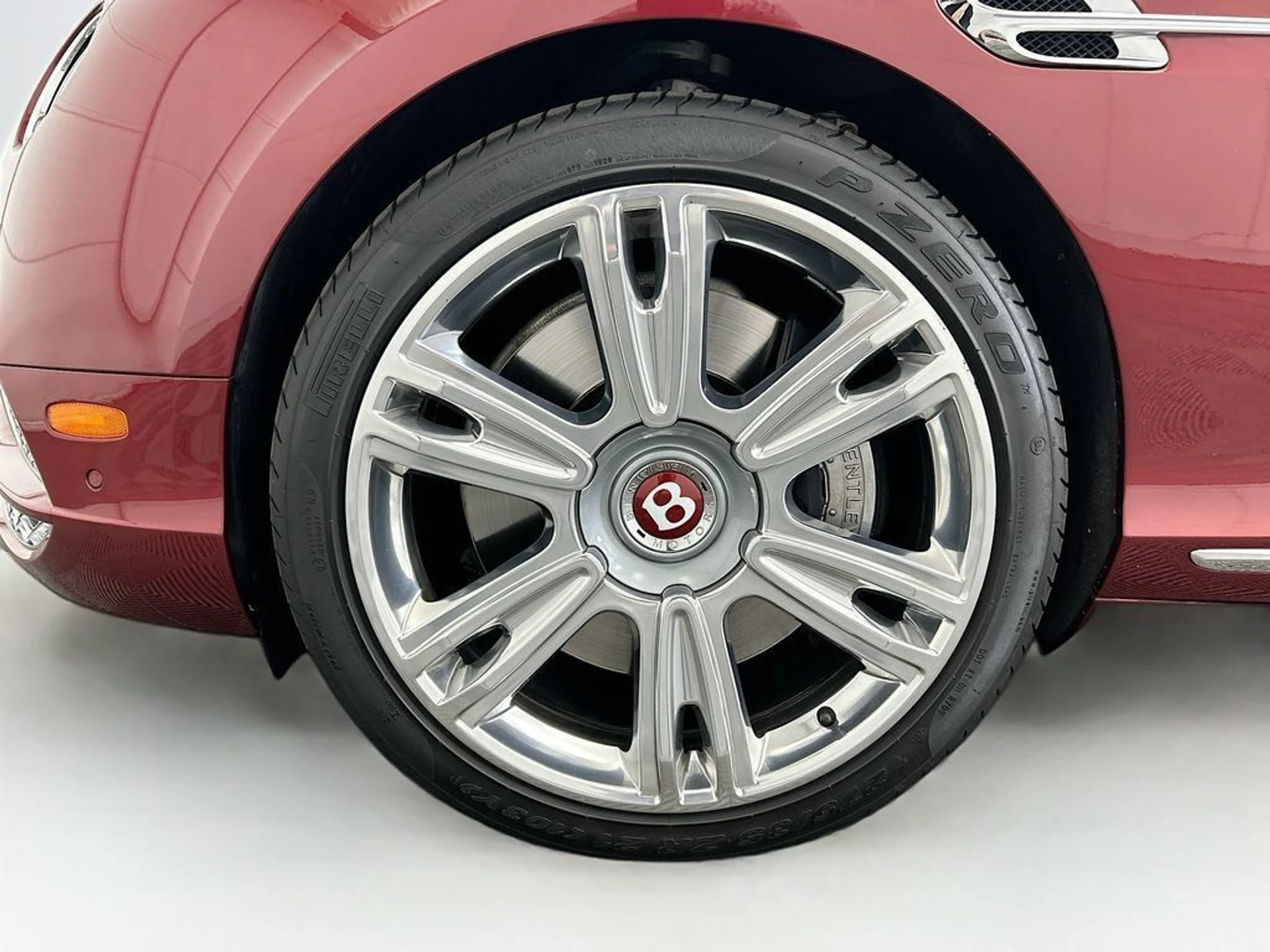 mph033_3200542971_used_2017_bentley_continental_gtv8convertible_8119_22991811_34_1024_2361e05c40