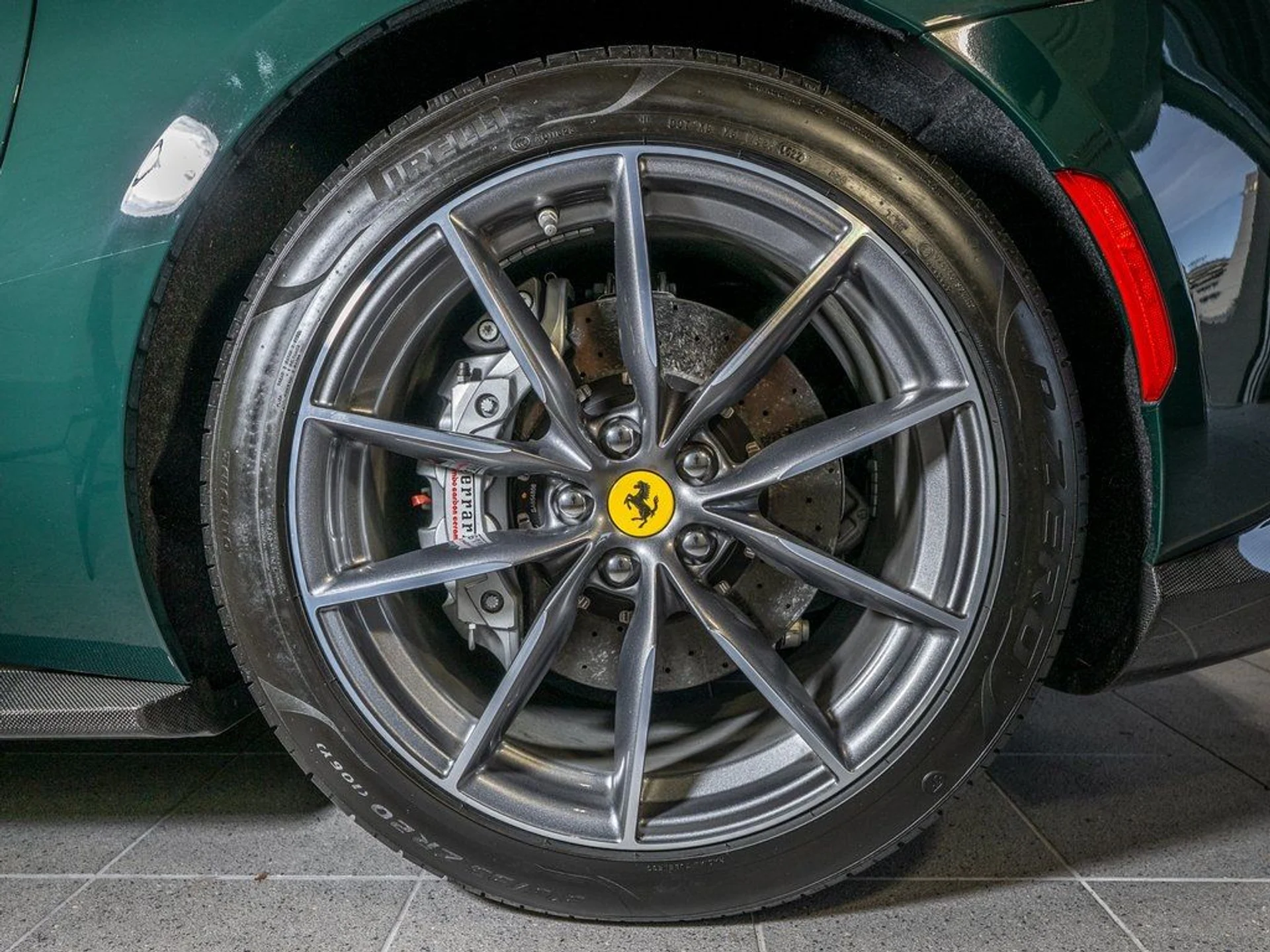 mph033_3201926872_image_34_a22ed424b3