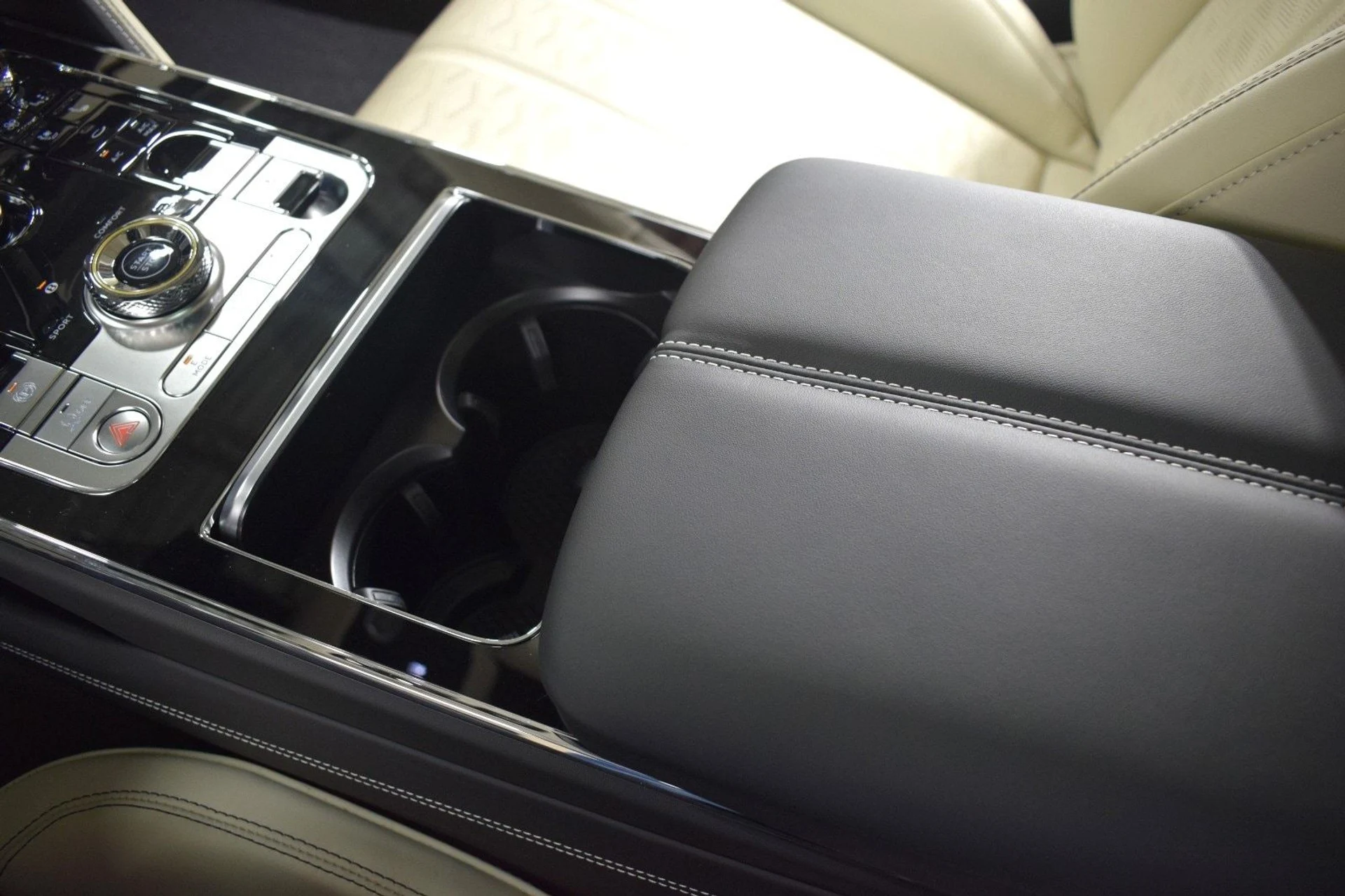 mph033_3204064246_00ec48cfb4bddf4ba6f408bc0c65759ex_96ef313e76