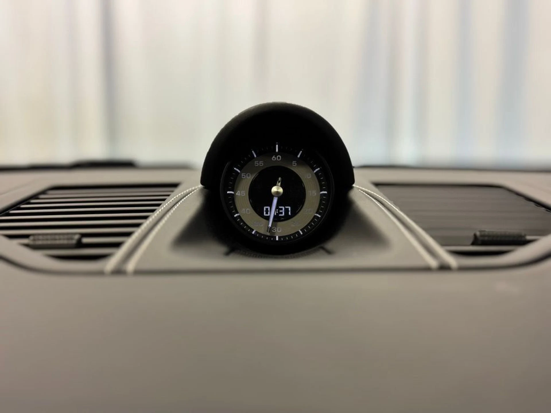 mph033_3214109175_66a848f120001785af4cf2b9a941cccax_f410e0b909