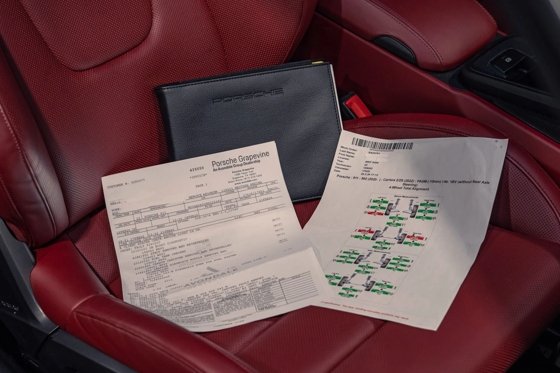 mph033_32156193_Used_2022_Porsche_911_1776272111_774ba215f6