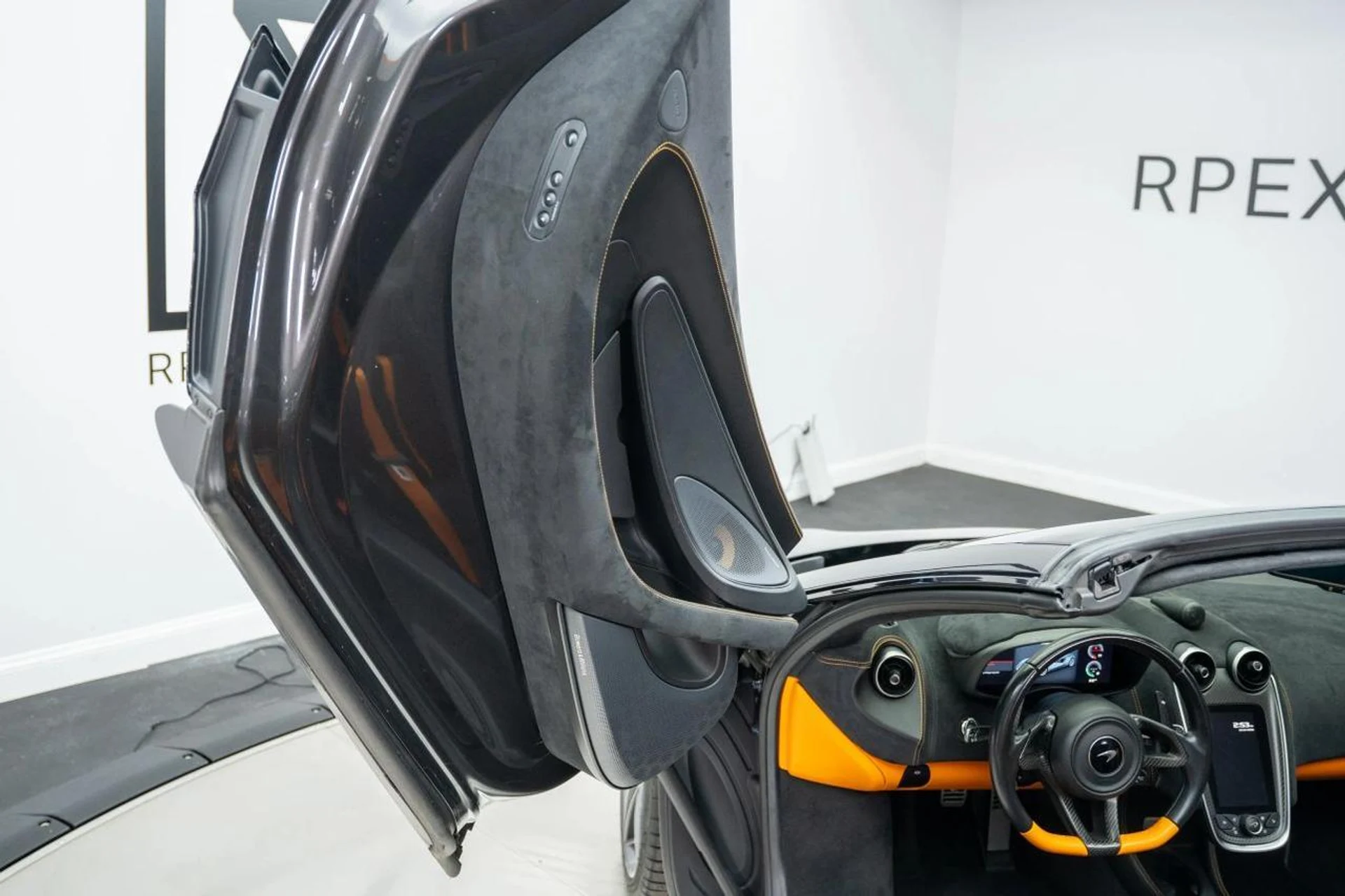 mph033_3216441923_ea029ed49964de70f19d1c0e252a94a9_b90c790bb3