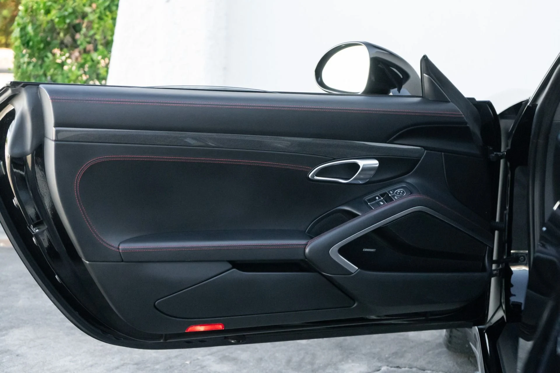 mph033_3221629776_Used_2018_Porsche_911_GT_3_Touring_1787008585_76026161d8