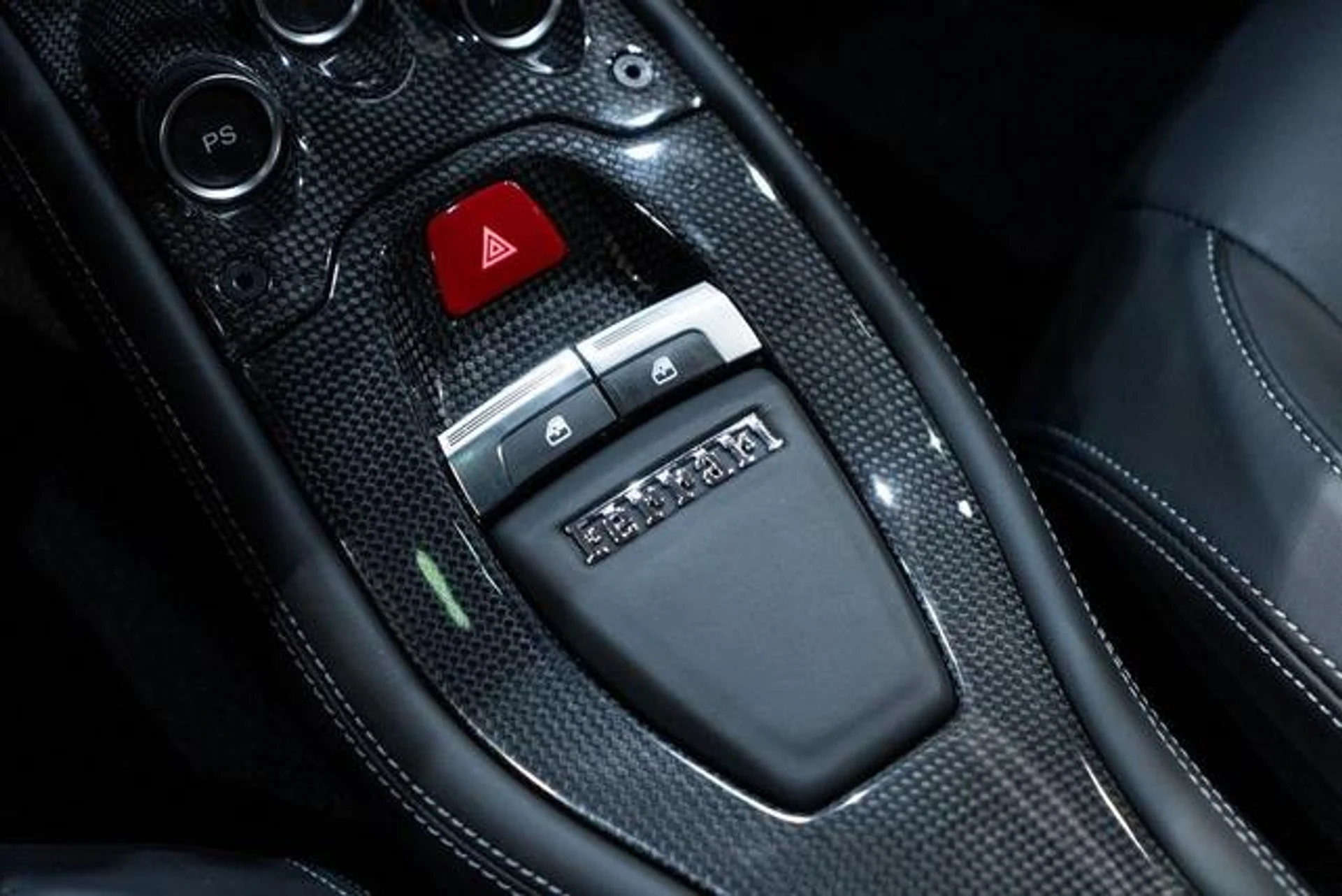 mph033_3227597065_83i_N_Cc_M5_Bi_Rk_V7_Usc_Cw0i_F_Iu3_E_61261c99bd