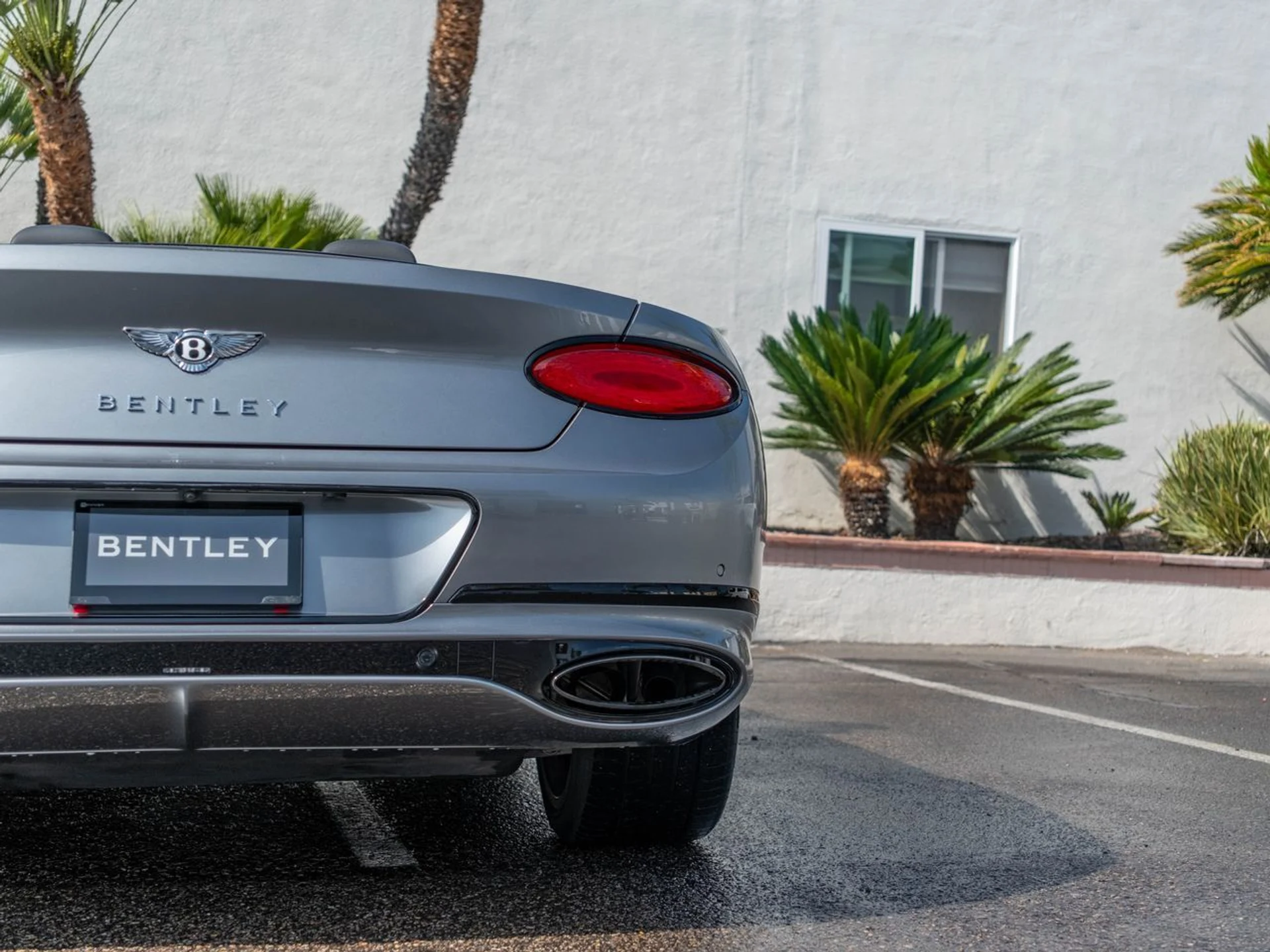 mph033_3238113789_37047adb31b730e33dc0992cc80f8eb2x_6d39eaadd9