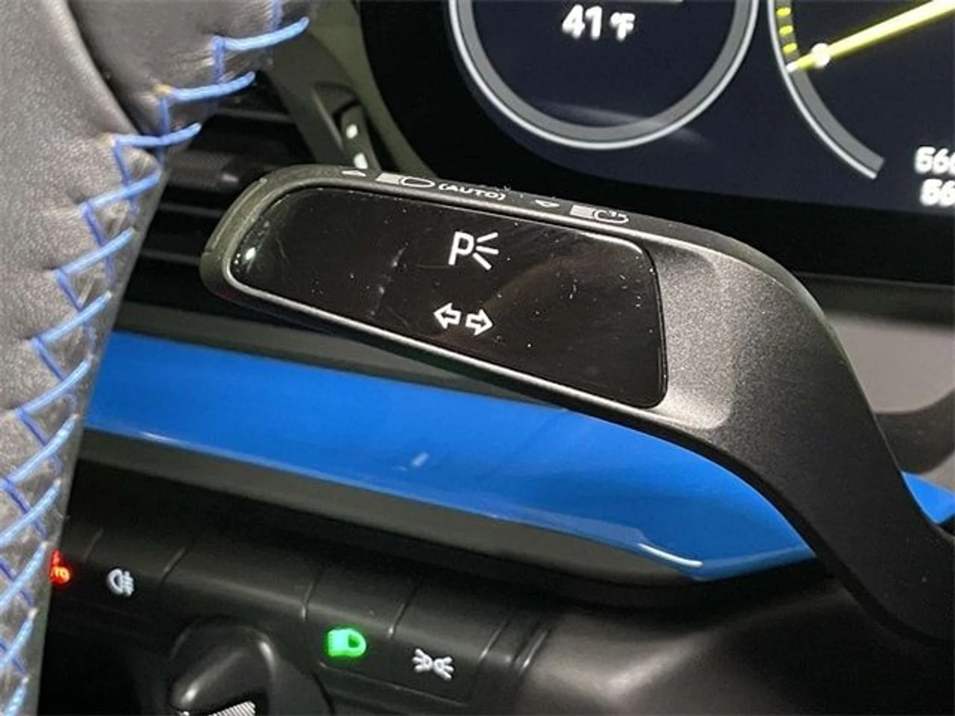 mph033_3239158293_269a583897fa002878c2ec01331ba559x_39ca7145a7