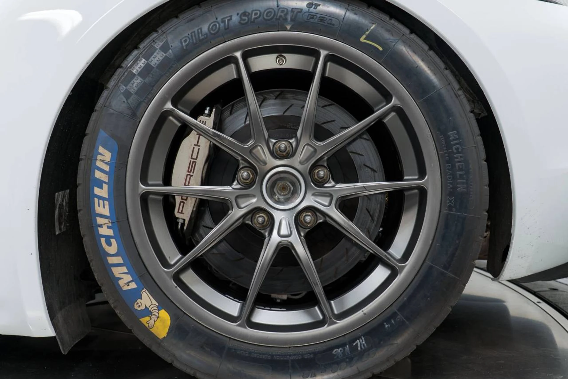 mph033_3239678852_1280_d5591e1cf4