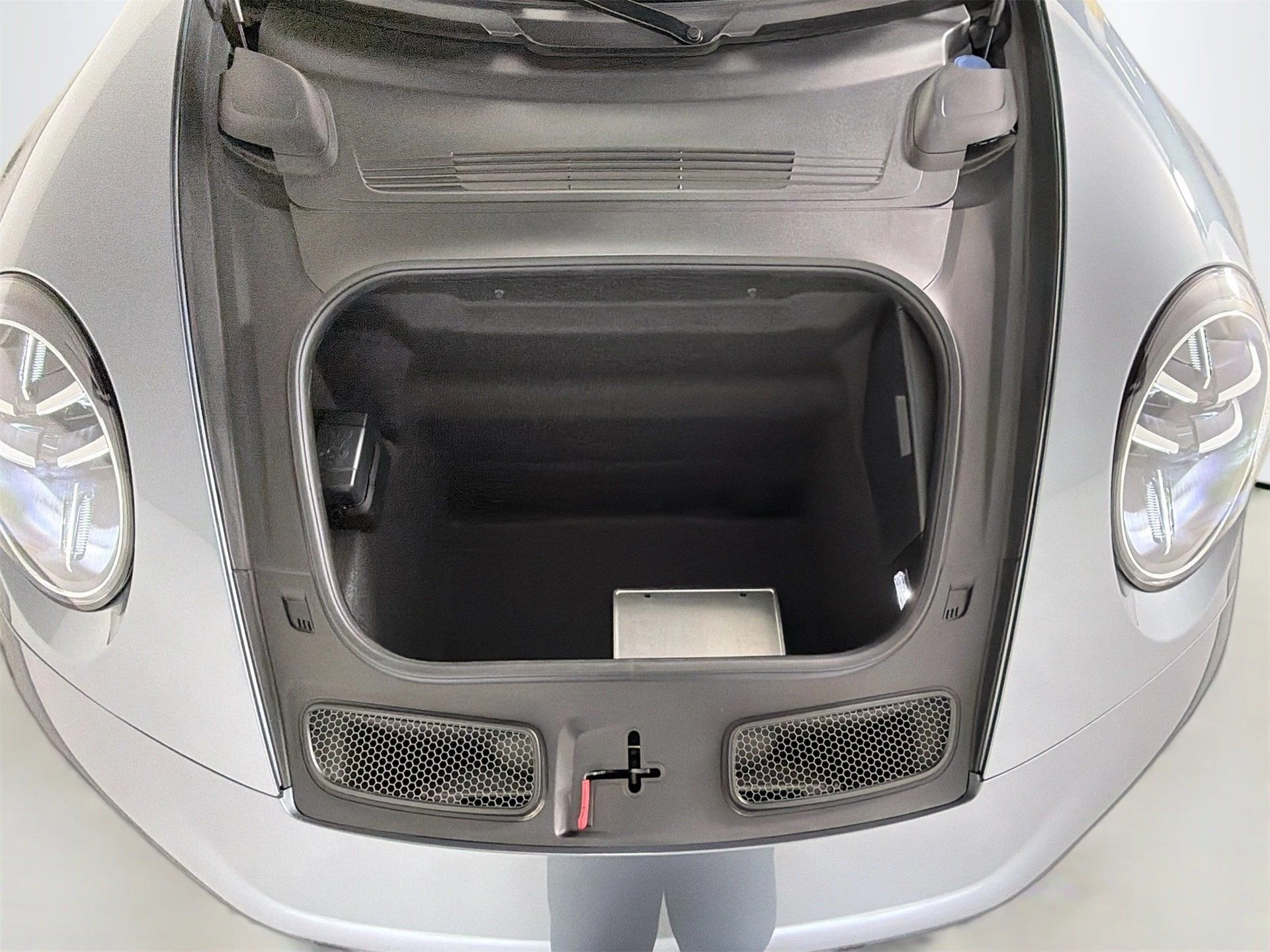 mph033_324302933_960d01f6b1a3a10a53302dc008ed2797_2832bc5ef9