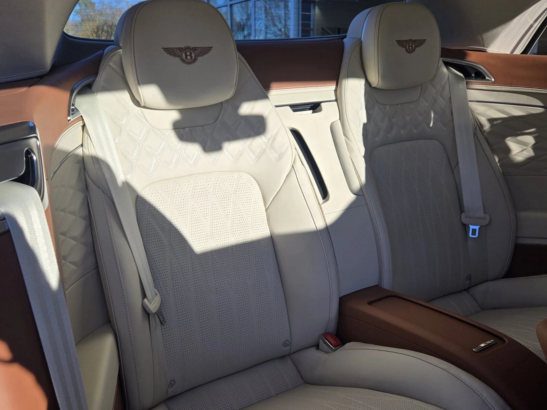 mph033_3248137067_f69e313ed4ba28987f62f31306df4730x_5654c50847