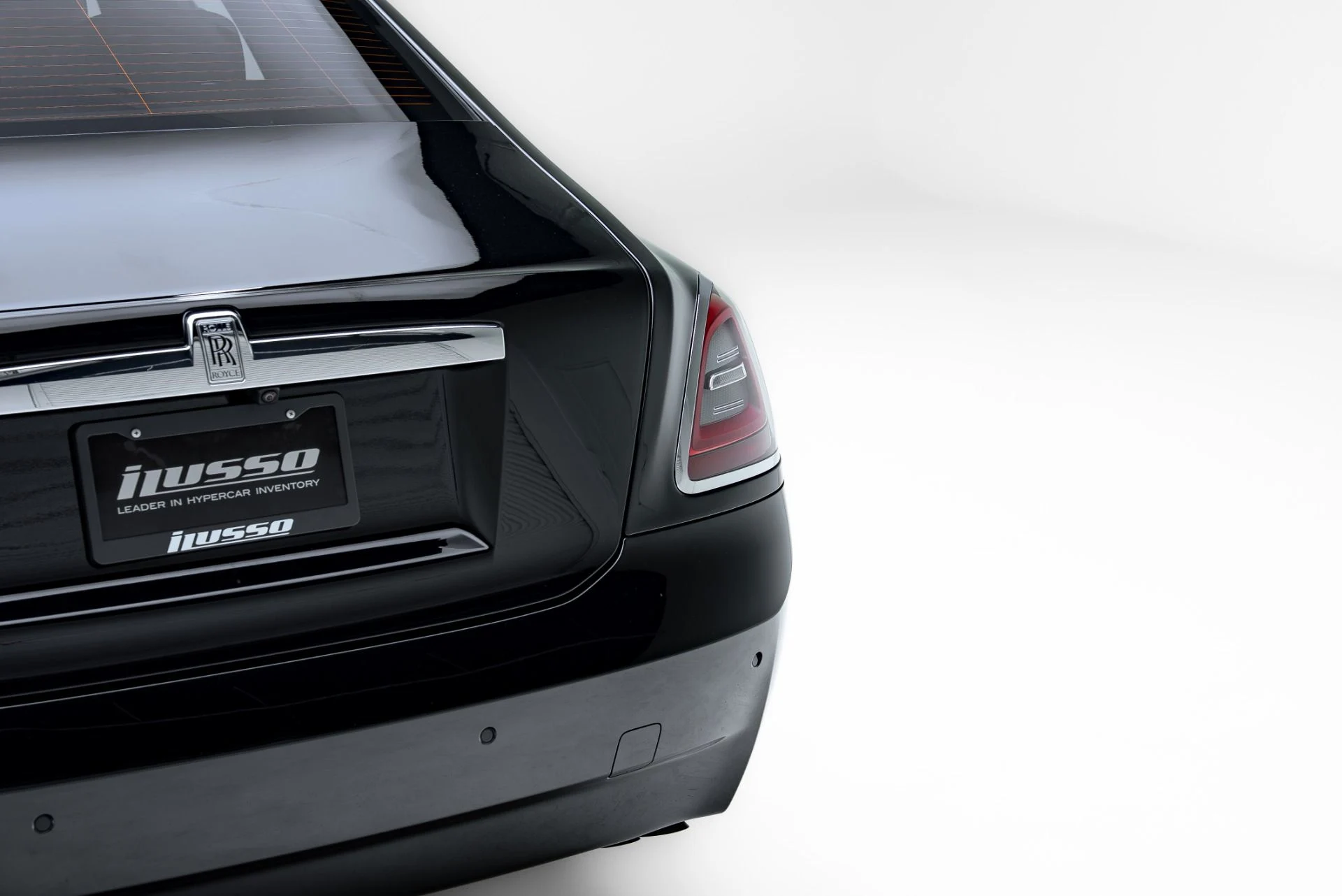 mph033_3249185939_Used_2022_Rolls_Royce_Ghost_1776983451_6c453d5695