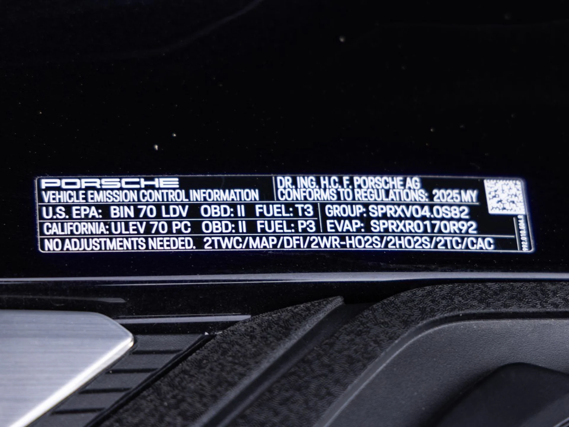 mph033_32550169_34_63b90f46c9