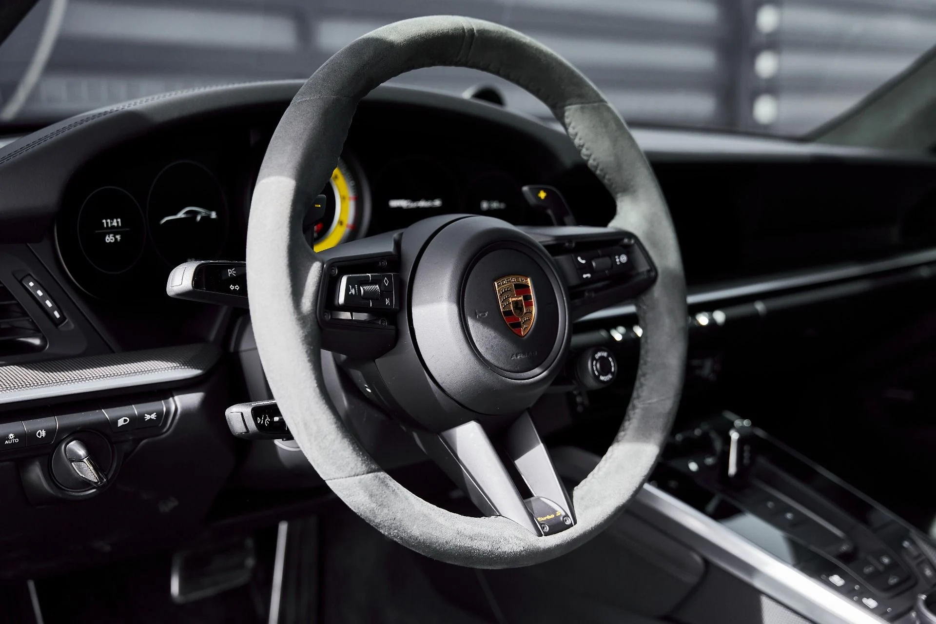 mph033_3258724197_Used_2024_Porsche_911_Turbo_S_1772073674_fec15777ce