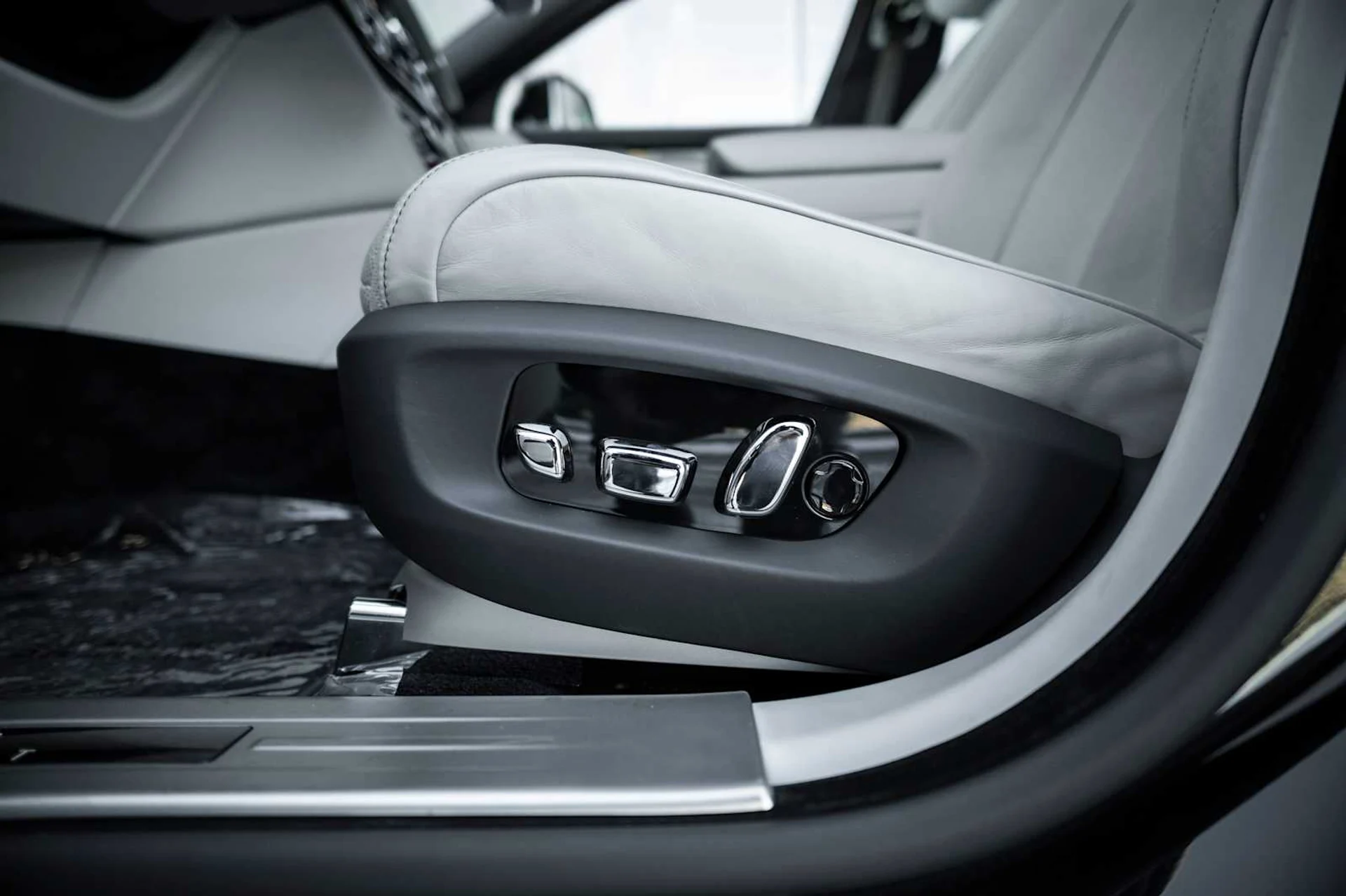 mph033_3265488426_3fd93a7d04ae0eed3eb3e539c16e7397x_b5988e28aa