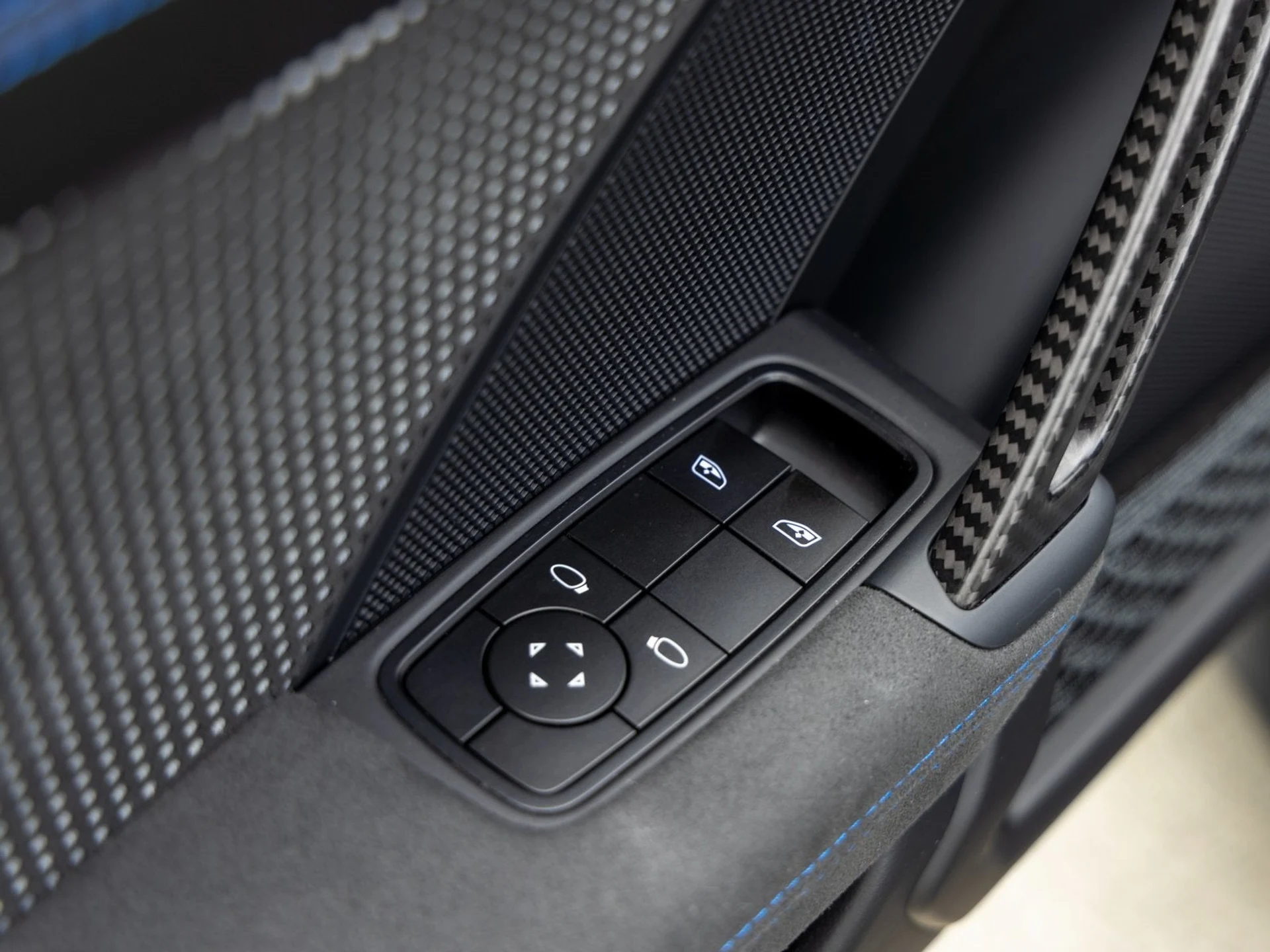 mph033_326894987_34_c6ff3a8762