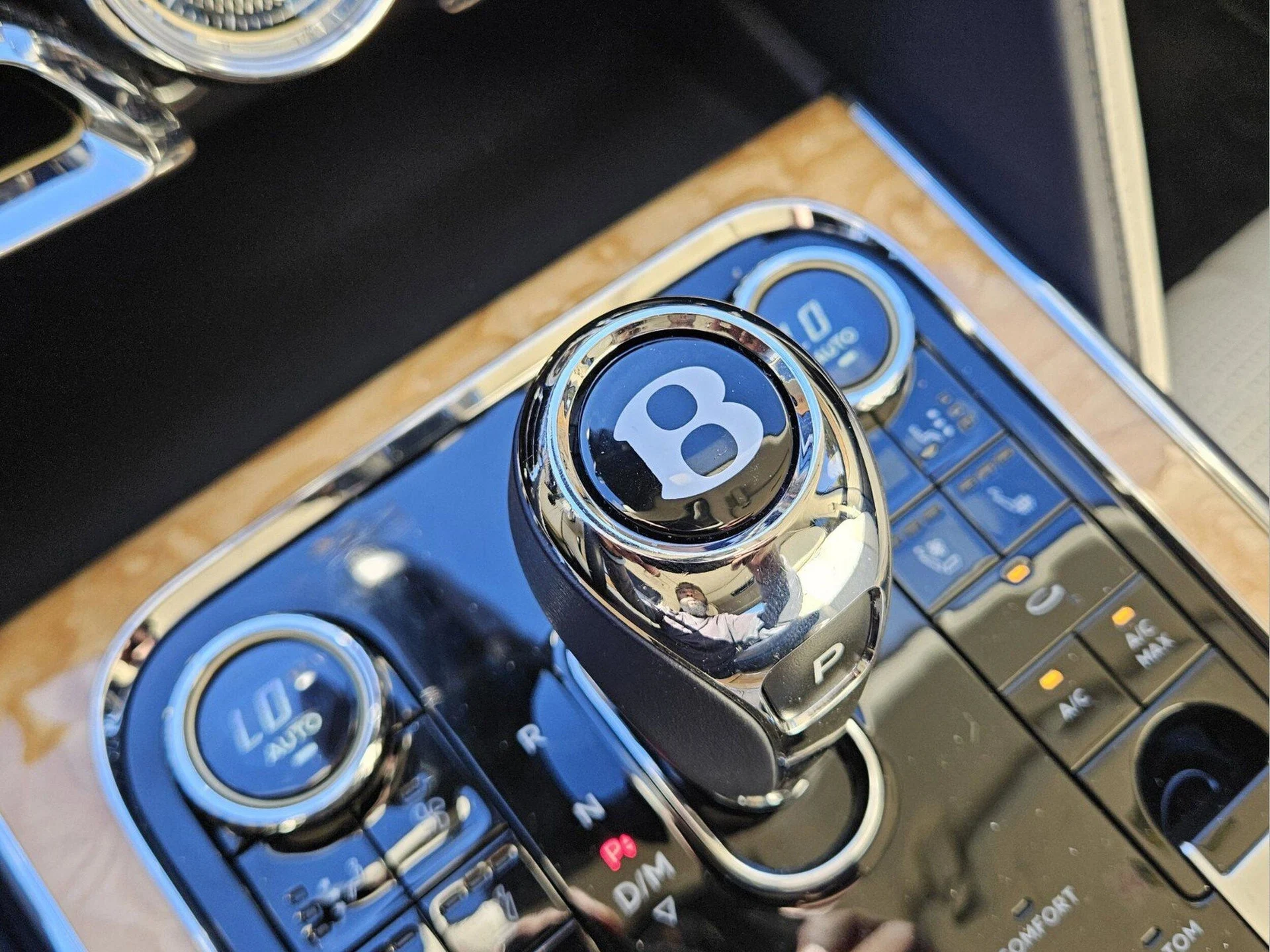 mph033_3271726897_a239dcea11010af4c8082e738130386bx_af0b110cd5