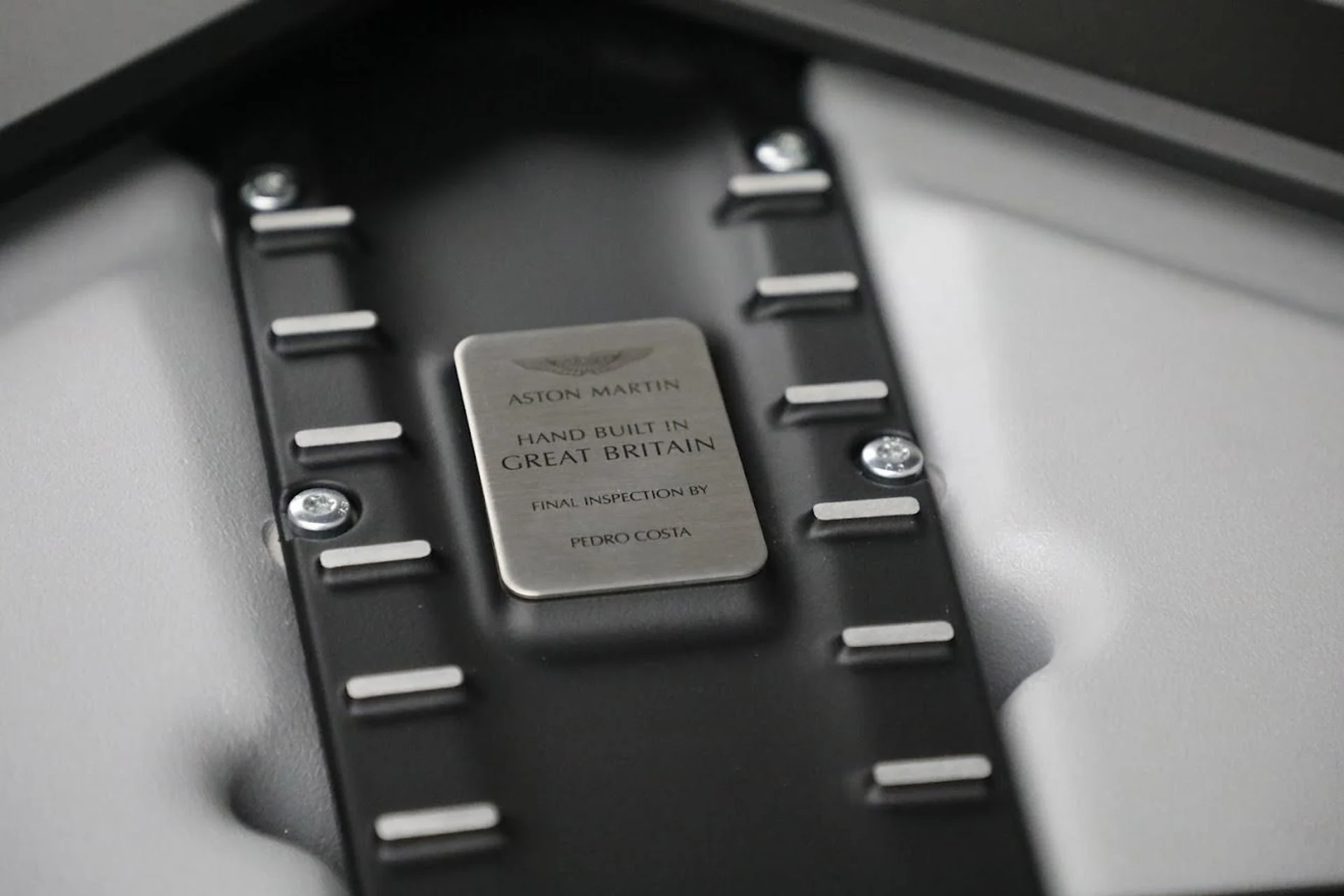 mph033_3273672720_Used_2023_Aston_Martin_Vantage_V12_1687444727_49a02ab20b