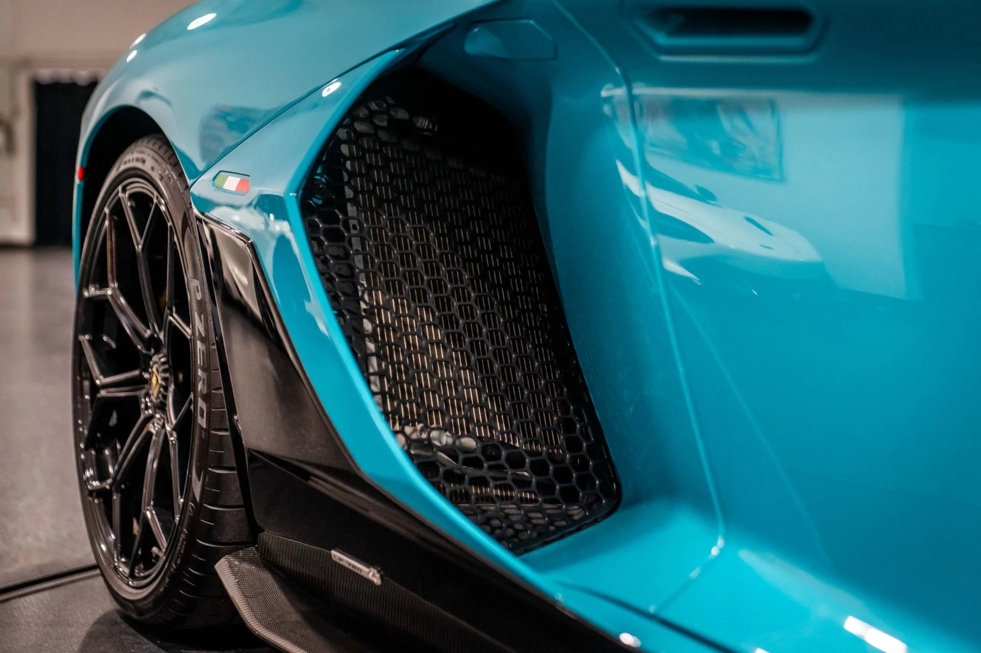 mph033_3276000744_Used_2022_Lamborghini_Aventador_LP_780_4_Ultimae_BLU_GLUACO_F1_Brilliant_Exhaust_1766165841_36f66a1f94