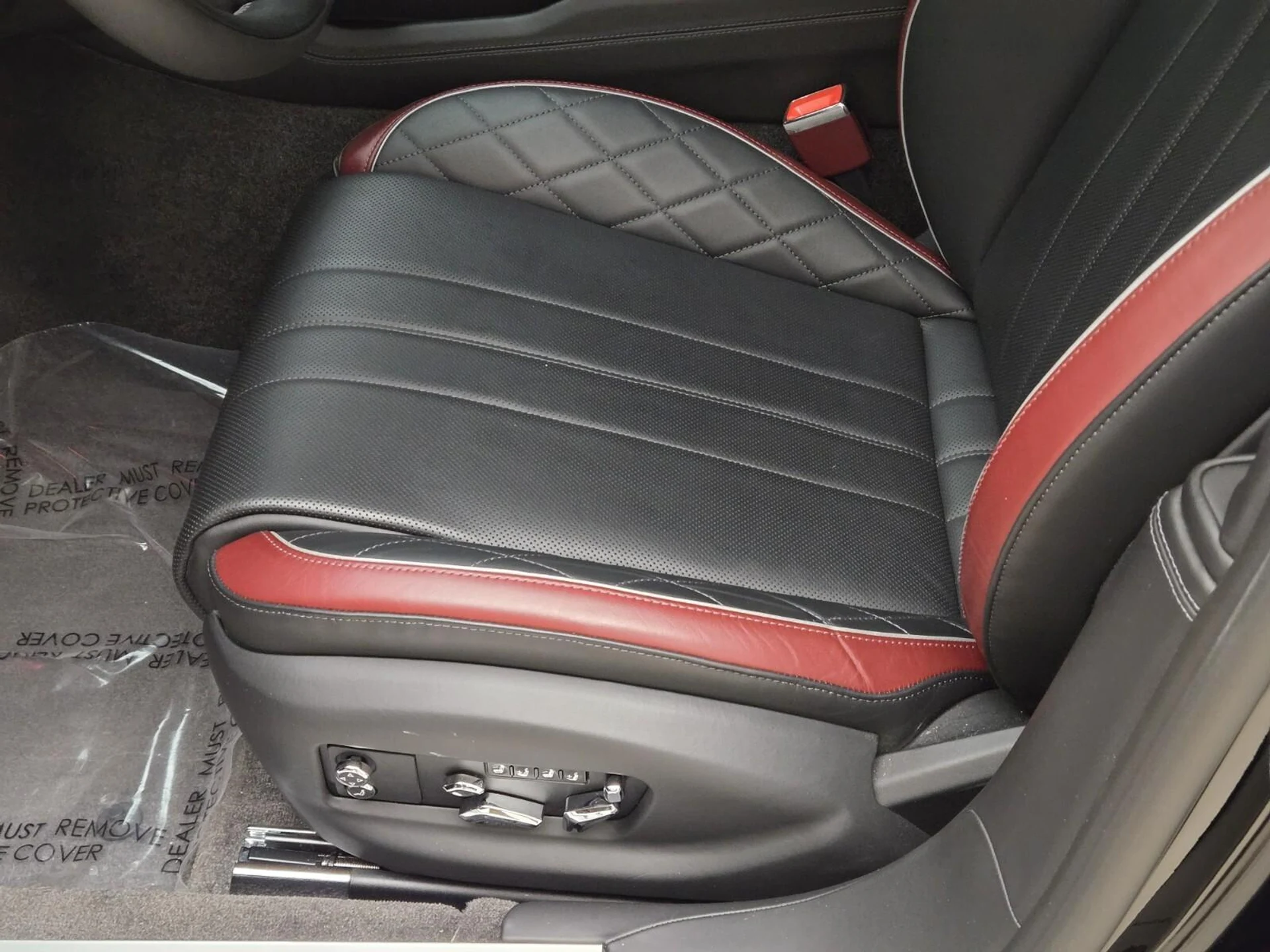 mph033_3276849719_Used_2024_Bentley_Flying_Spur_Speed_Edition_12_1768891278_4af18dc8b4