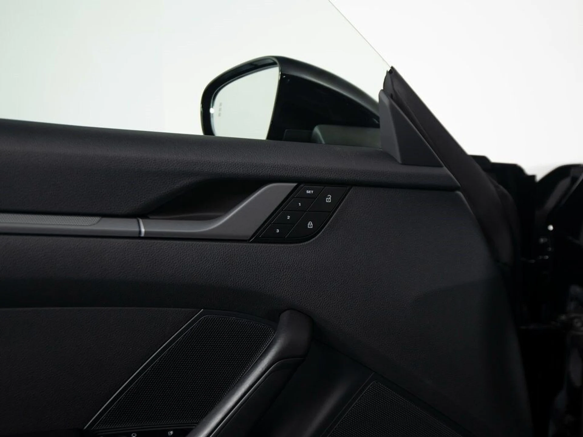 mph033_328252183_09afc625a7e2ad119f717748fc676fc2x_ebc0bd9153