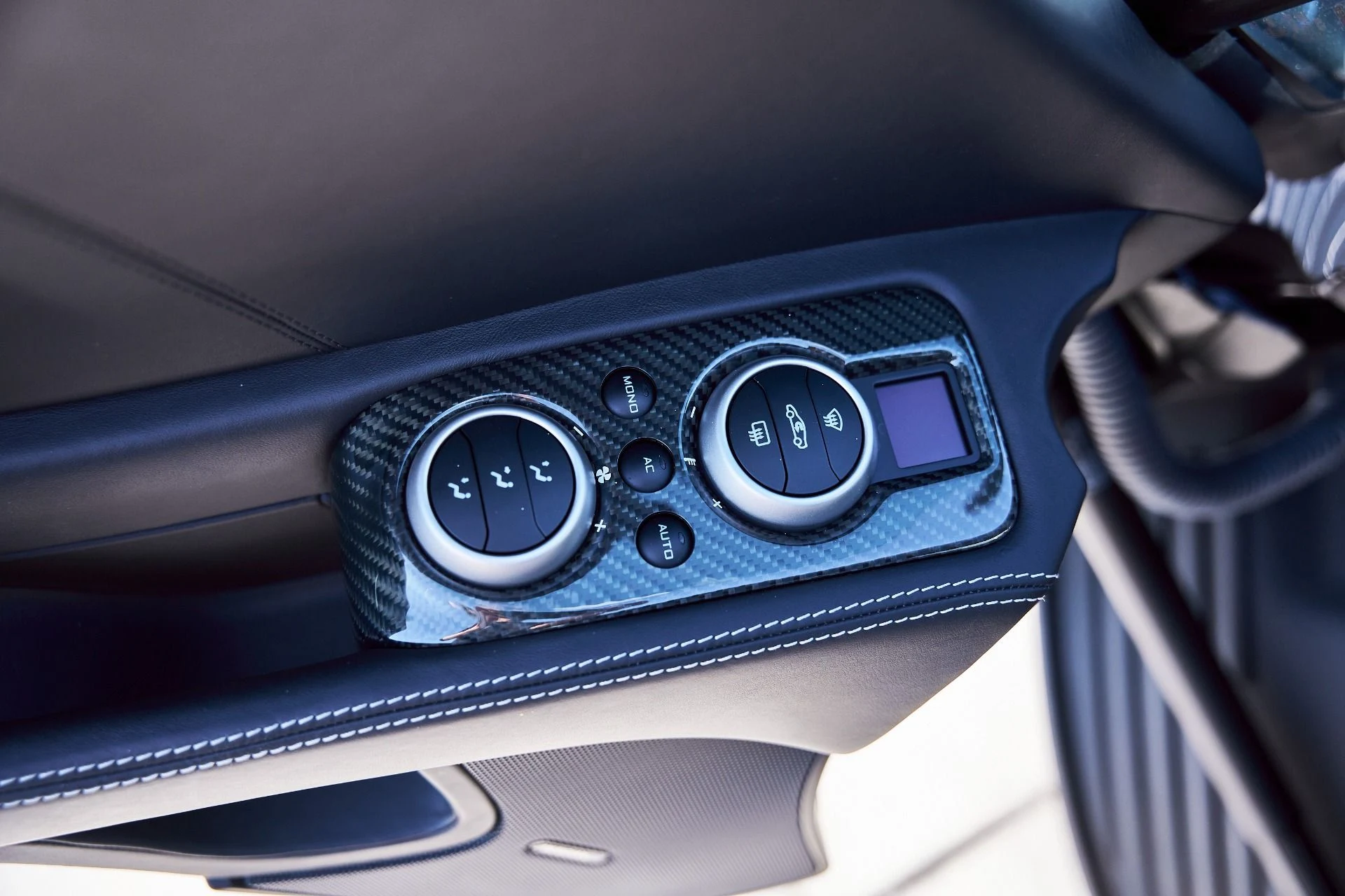 mph033_328573148_Used_2012_Mc_Laren_MP_4_12_C_Base_1772743087_5fa03f87d5