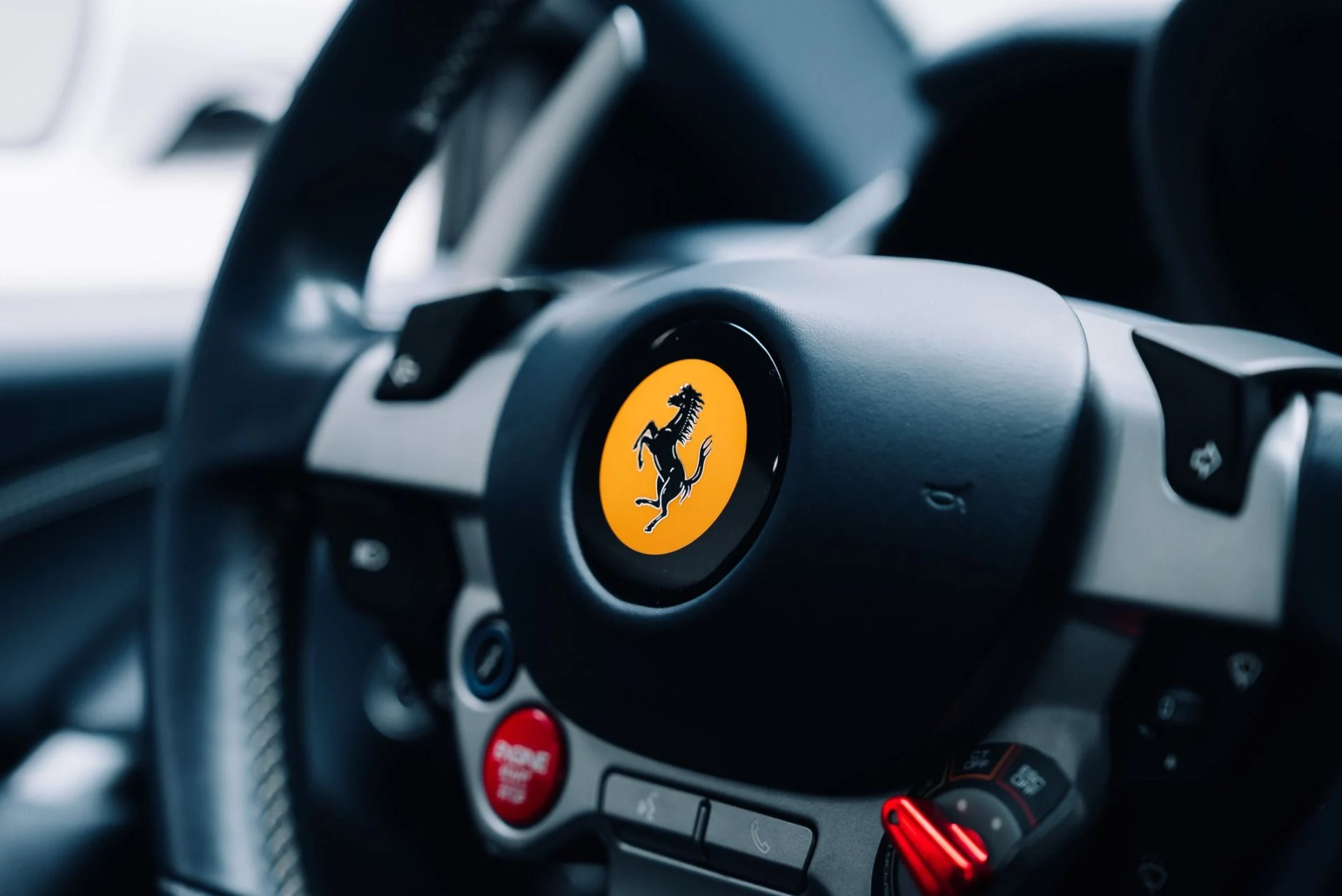 mph033_3297507270_Used_2019_Ferrari_812_Superfast_1762893591_44330a5f3f