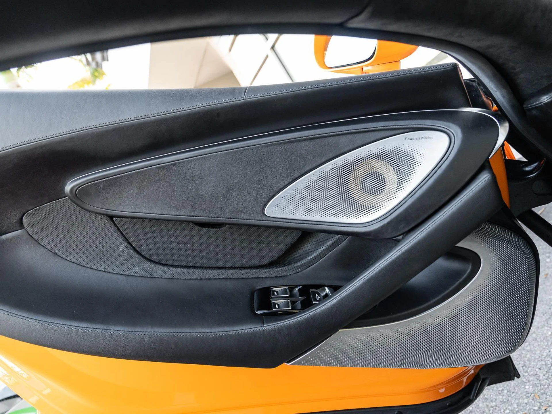 mph033_3298800977_Used_2022_Mc_Laren_GT_1773176952_697ca6175e