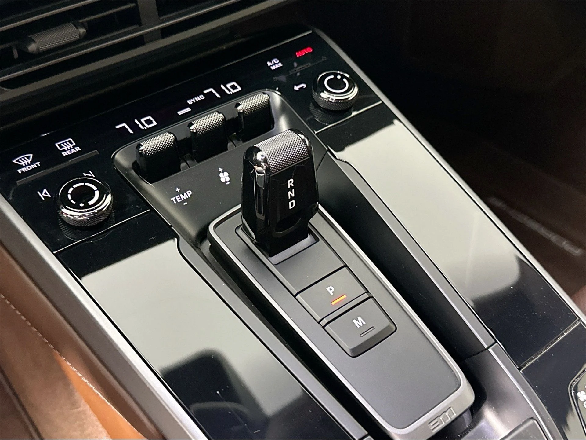 mph033_3323924962_68720f0839407ae6ca1499e7c3a2a3fb_3a53be5a2f