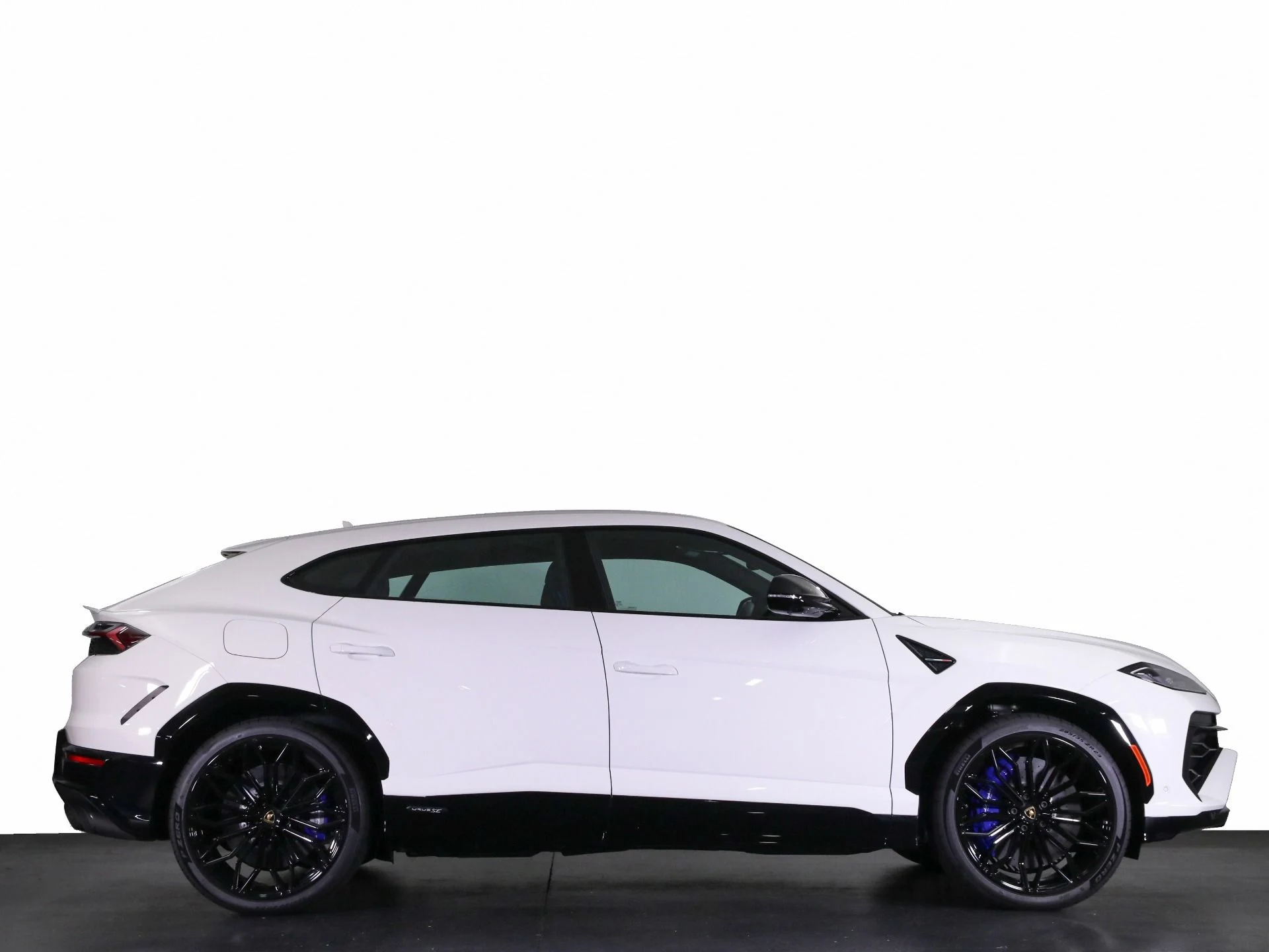 mph033_3329086749_New_2025_Lamborghini_Urus_SE_1760068344_02426ade0c