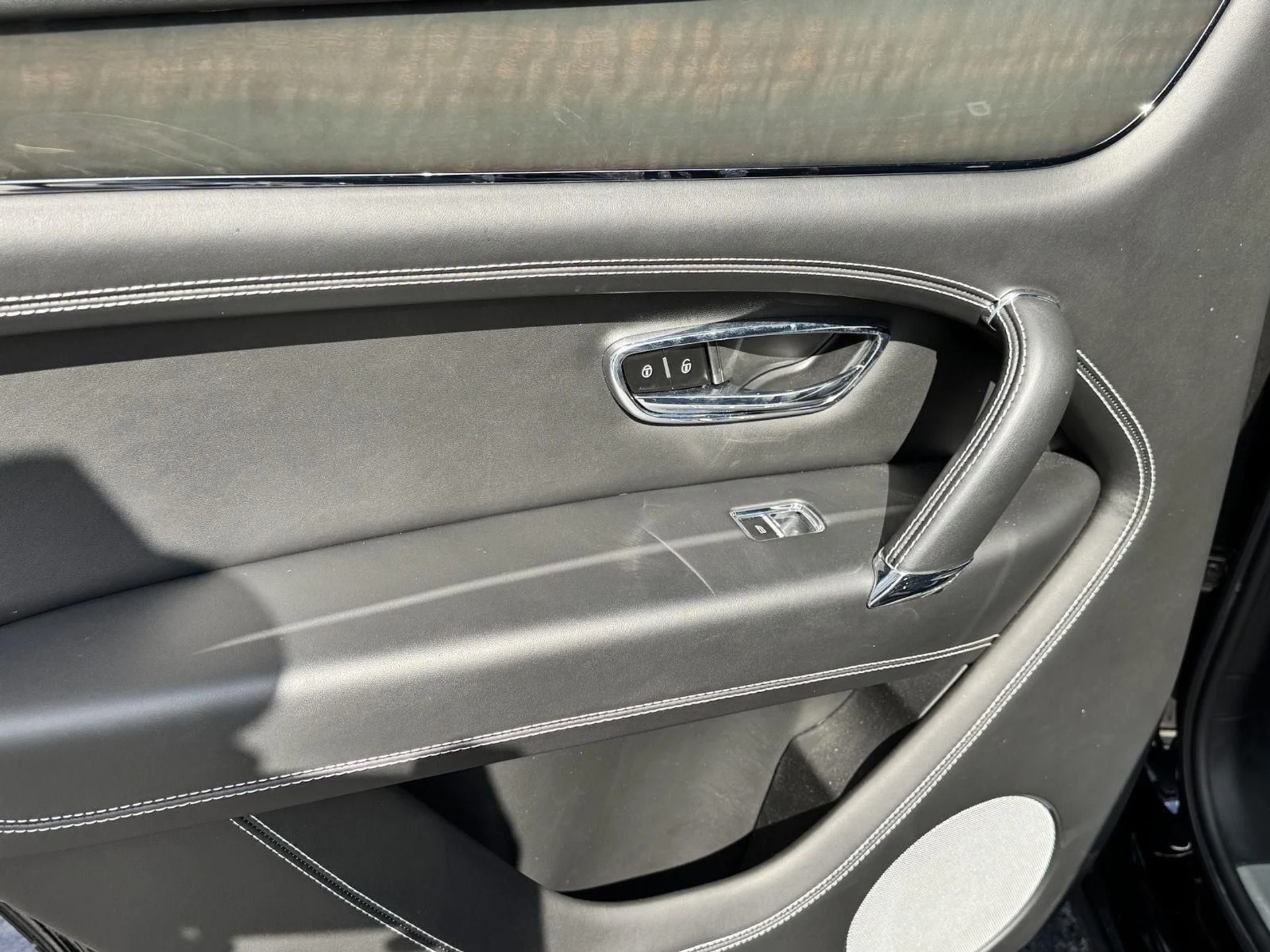 mph033_3336564251_8f75357821c62d4e98dfbcf38c5593cb_385305cbd6