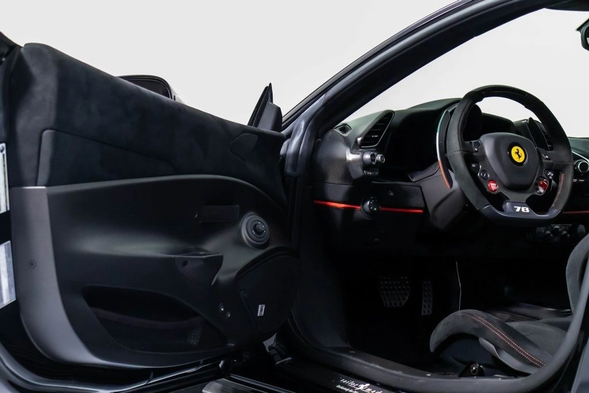 mph033_3338533125_4029b5a30db3bde895d8a566f2137c10x_5a20c37597