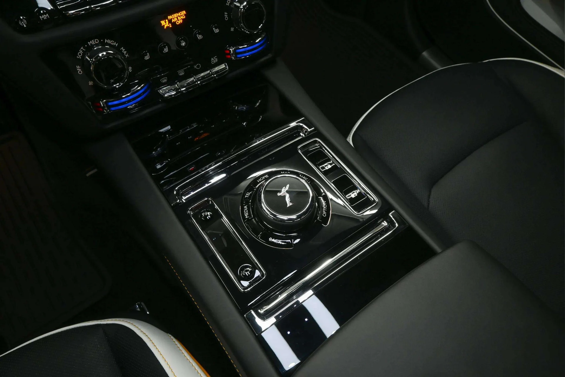 mph033_3351089348_cdb0a773_dae5_4d97_87ac_45bc9cd19820_202520_Rolls_Royce20_Spectre20282503029_35_df78eafd53