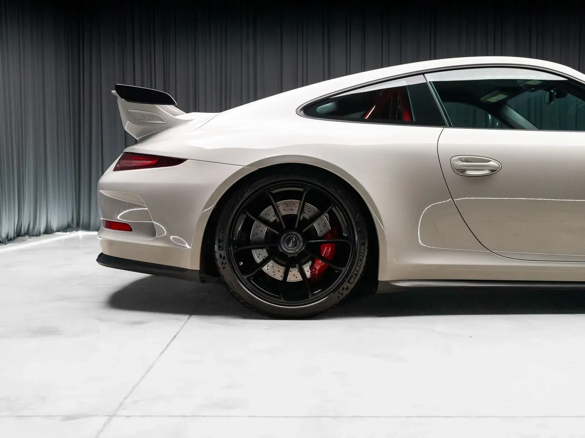 mph033_3356770145_3dedb404_f7b6_429c_b26d_a93f366df3bc_6a77fdc385