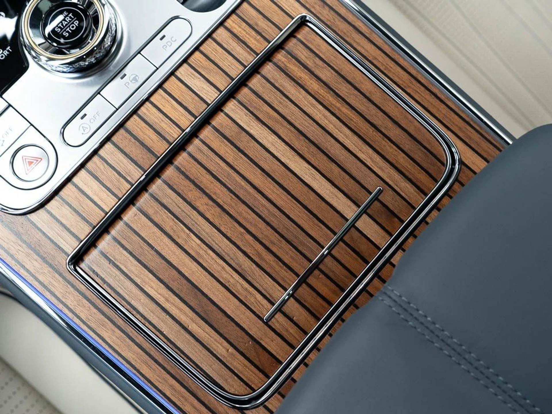 mph033_335961895_03a4eec153fba647ed8119c3d96cb172_f135492109