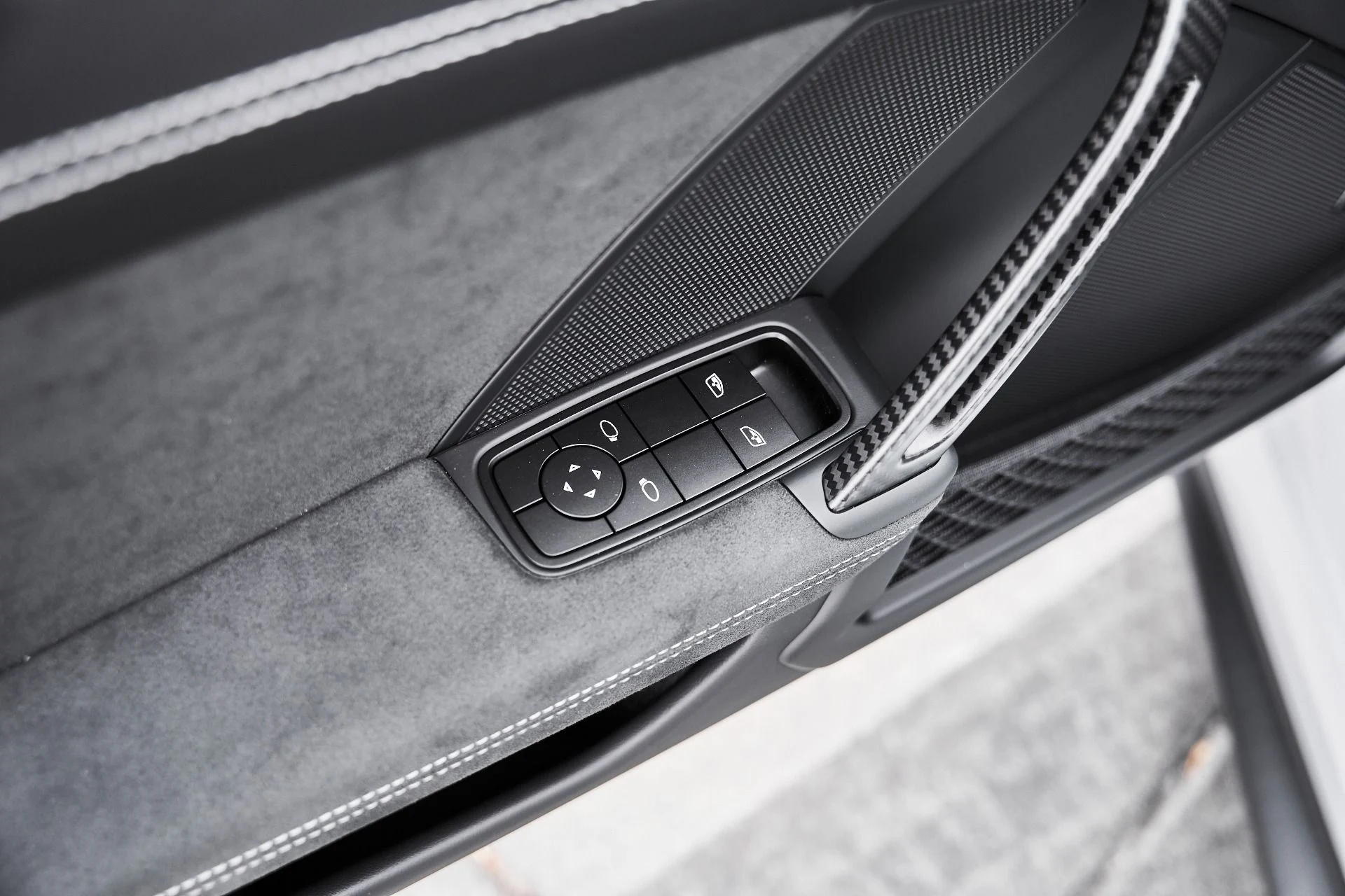 mph033_3365784909_Used_2026_Porsche_911_GT_3_1774923034_3bb2ee30e1