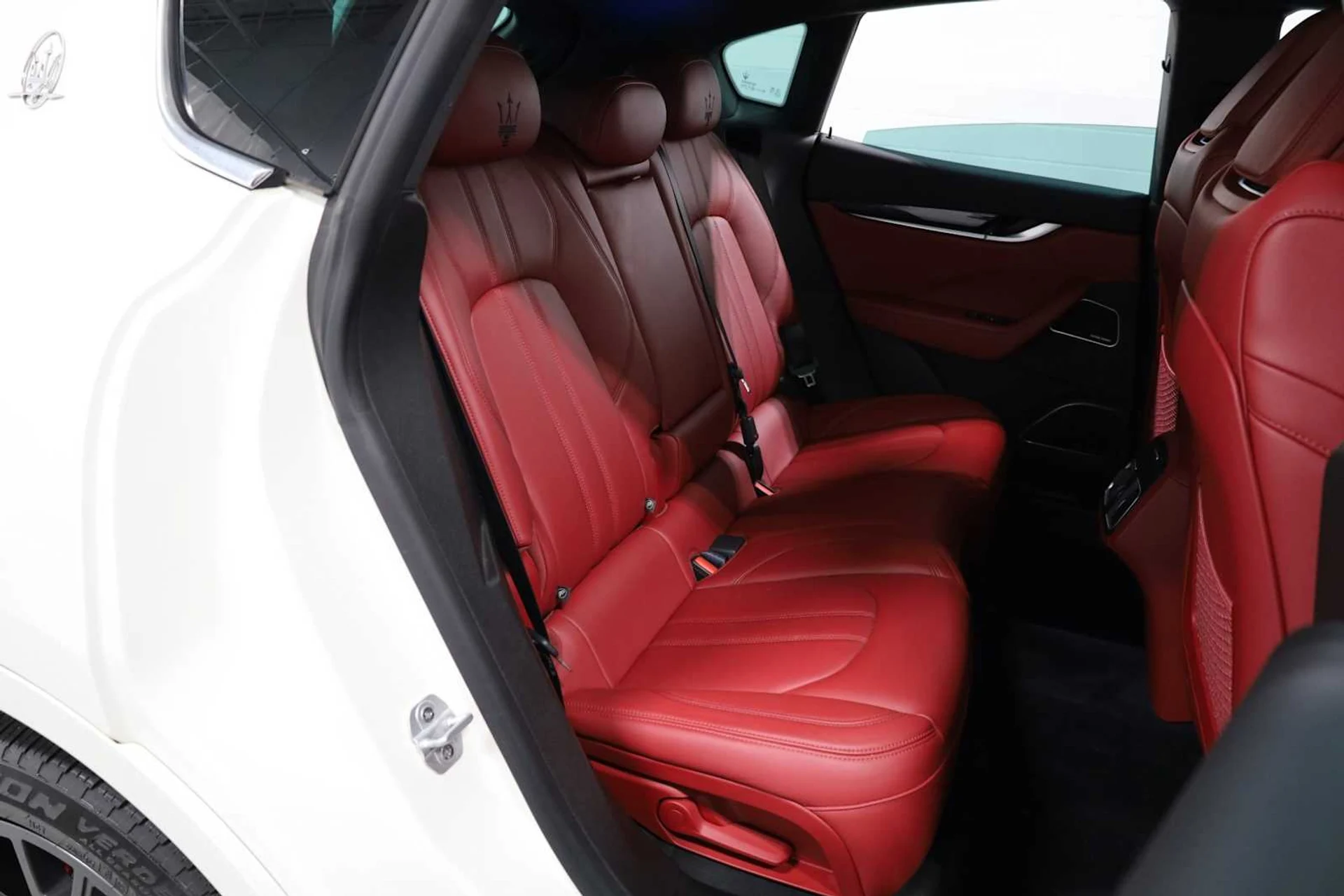 mph033_3366938096_fc3dbb9d7a9ca1beb64299dcb240c152_29487d5f20