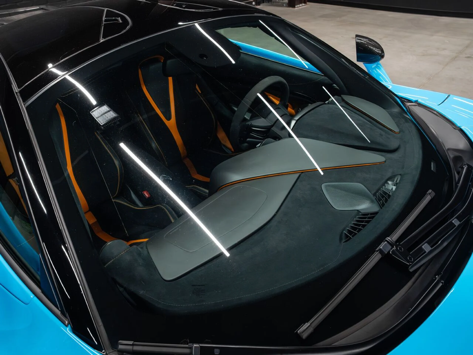 mph033_3367052782_mclaren_720s_2018_3d8b096eec