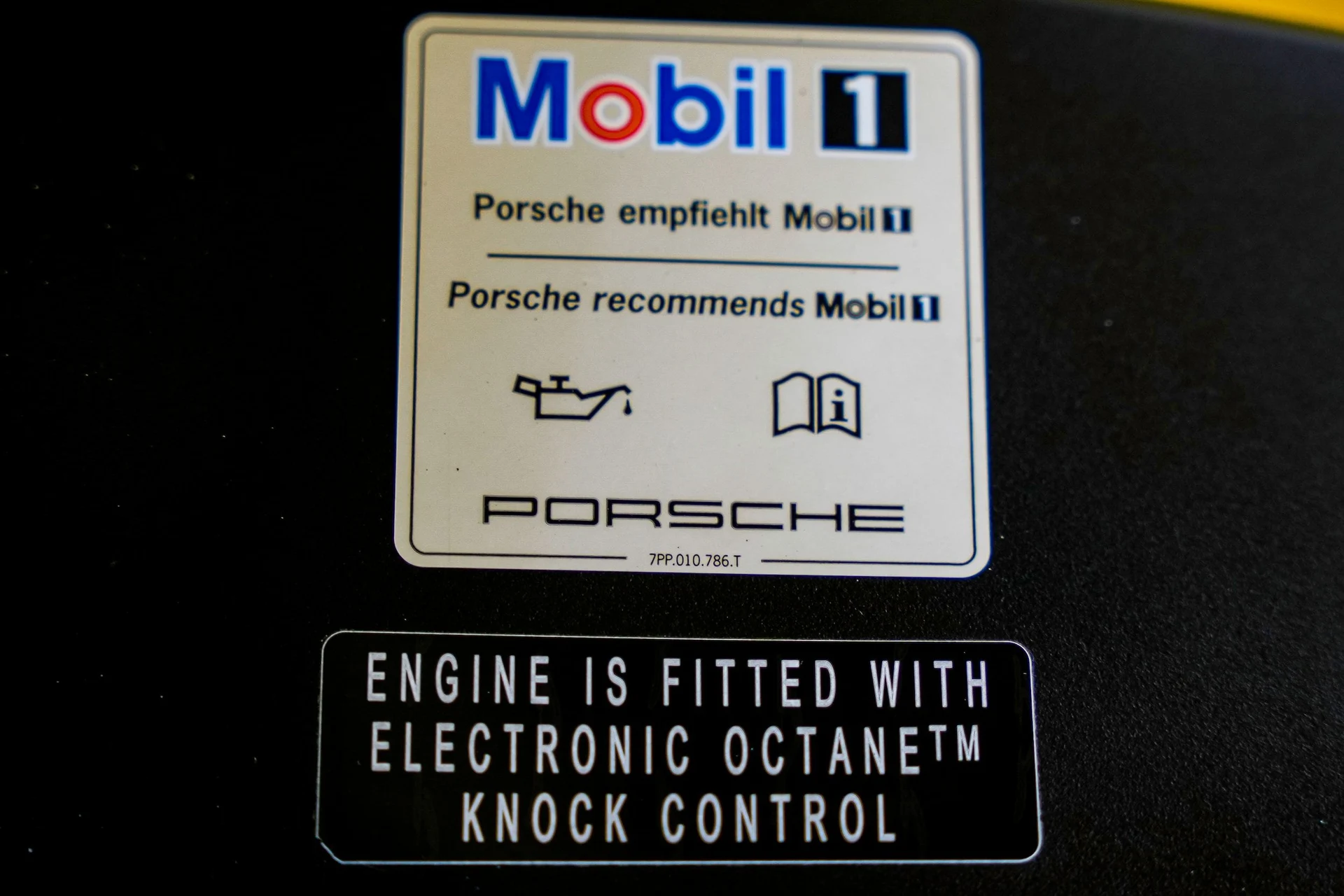 mph033_3368105704_58aaede7d53a37eb4729422677b131f2x_aae0b5339e