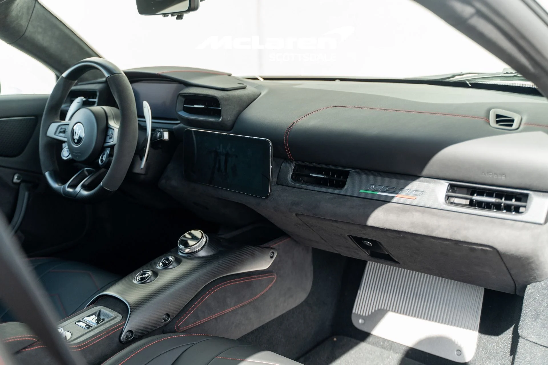 mph033_3371124446_Used_2023_MASERATI_MC_20_1762552733_28754904b7