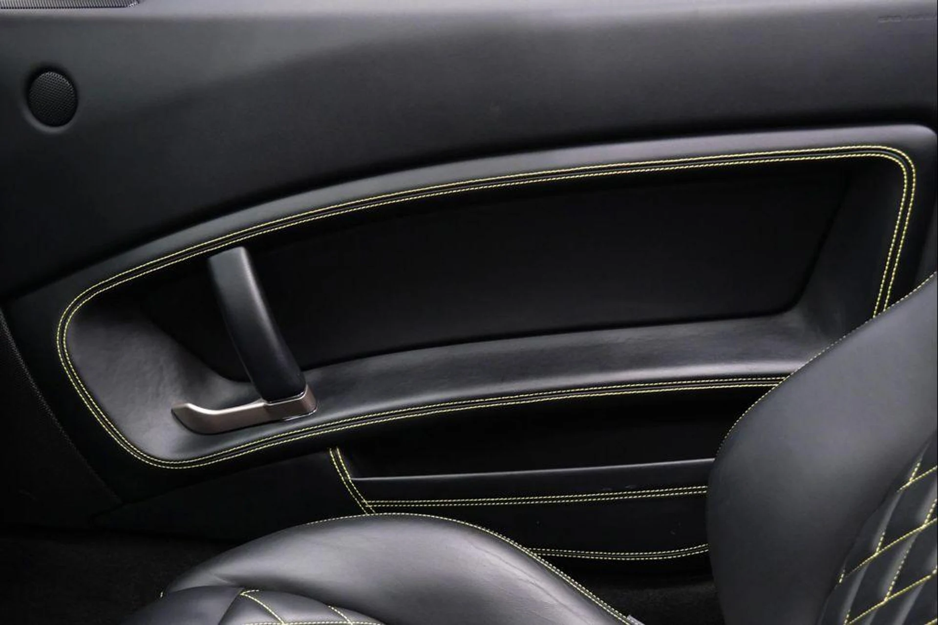 mph033_338149482_Izdo_XL_Lhhq_Drn_CK_Jb_UZ_Lf_Gq_Y_Gp_Q_af8643934f