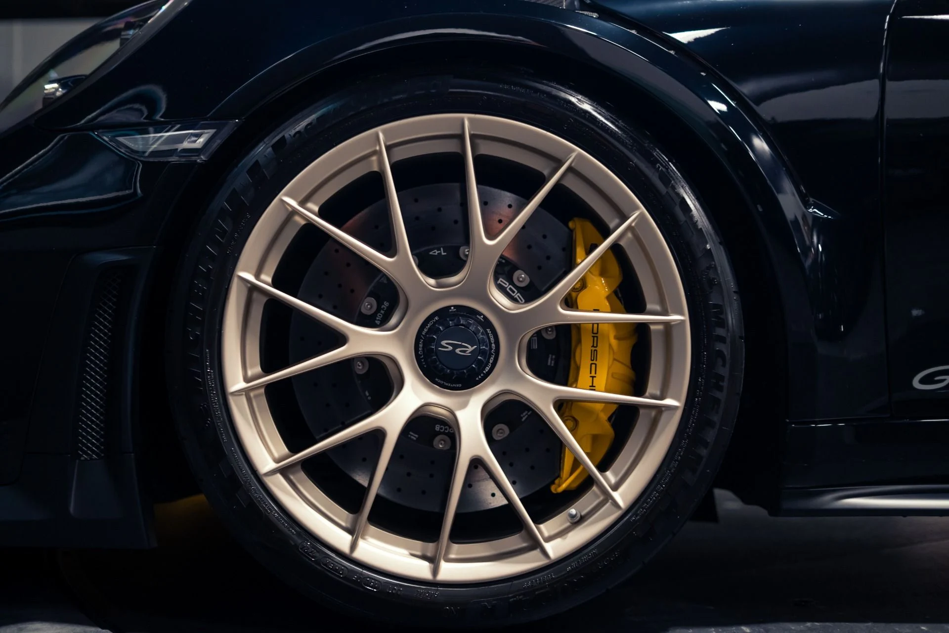 mph033_3387941881_Used_2018_Porsche_911_GT_2_RS_Weissach_Pack_Mag_Wheels_1781559200_36c4fccfe9