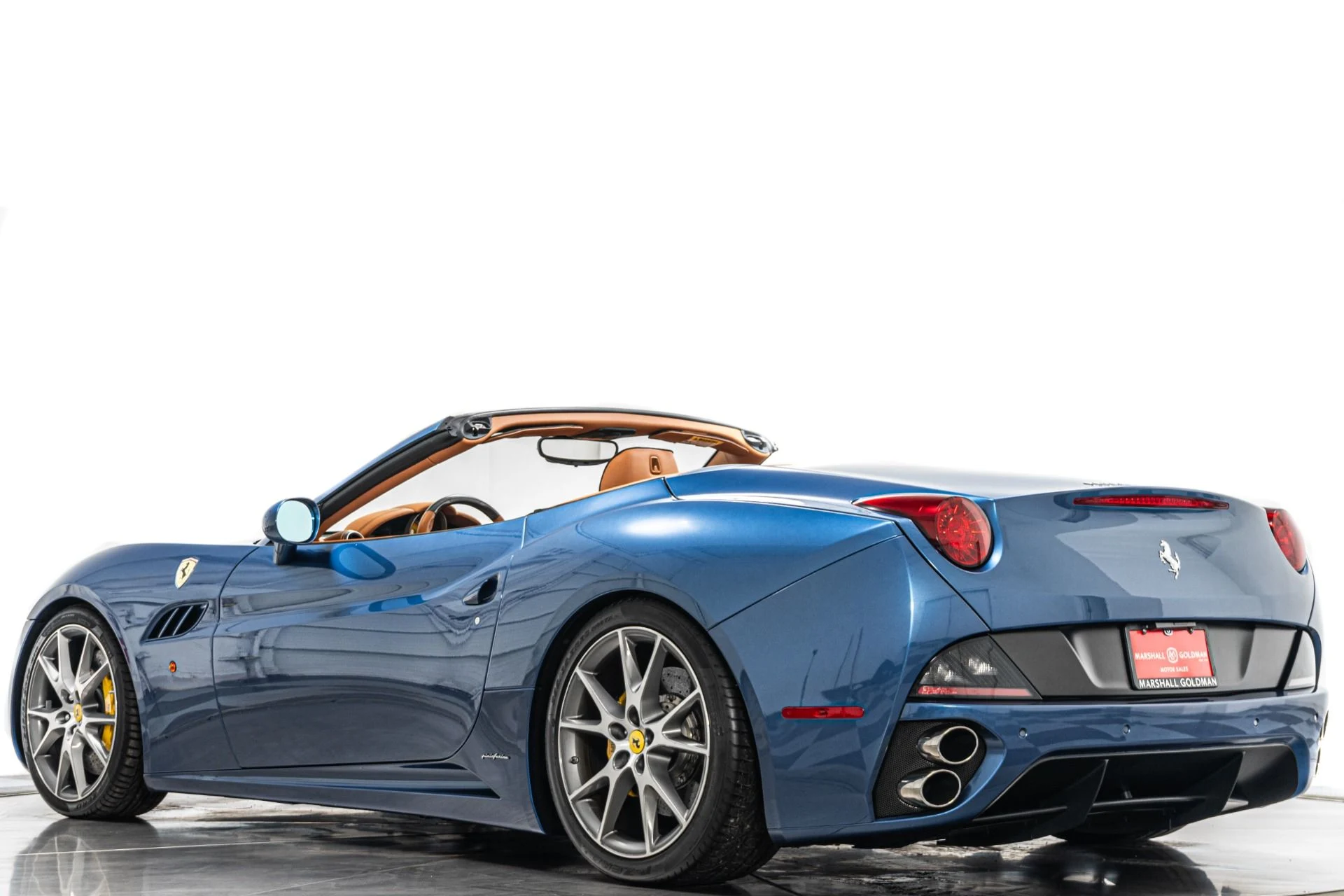 mph033_3389318833_Used_2010_Ferrari_California_1774646795_91b01810a3