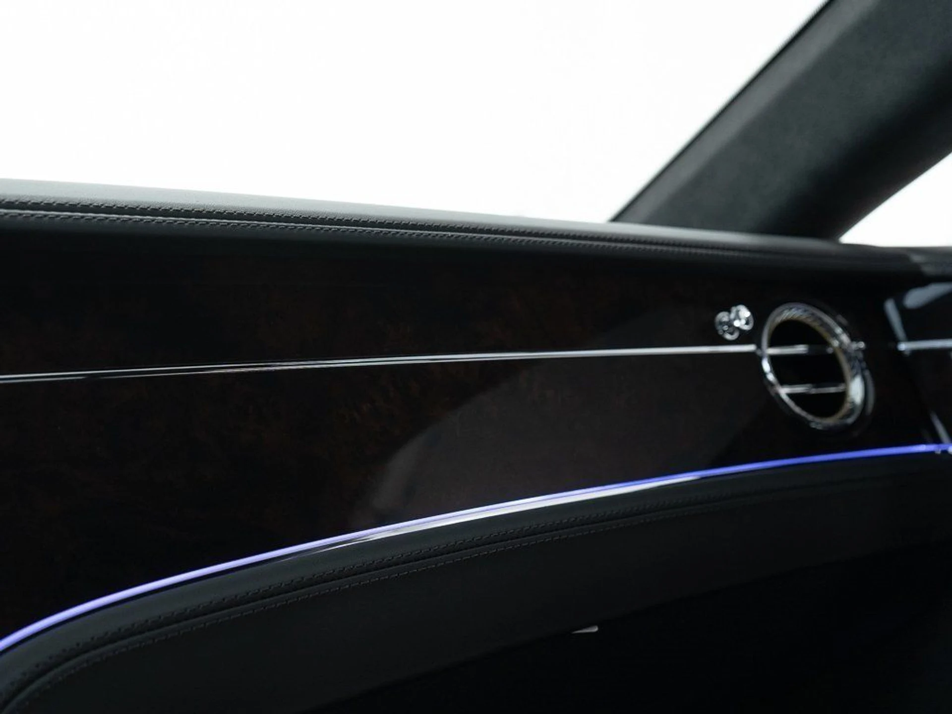 mph033_3392319663_f8a43b7ec6e4c19aa590ba3b323936a6_d1695d3143