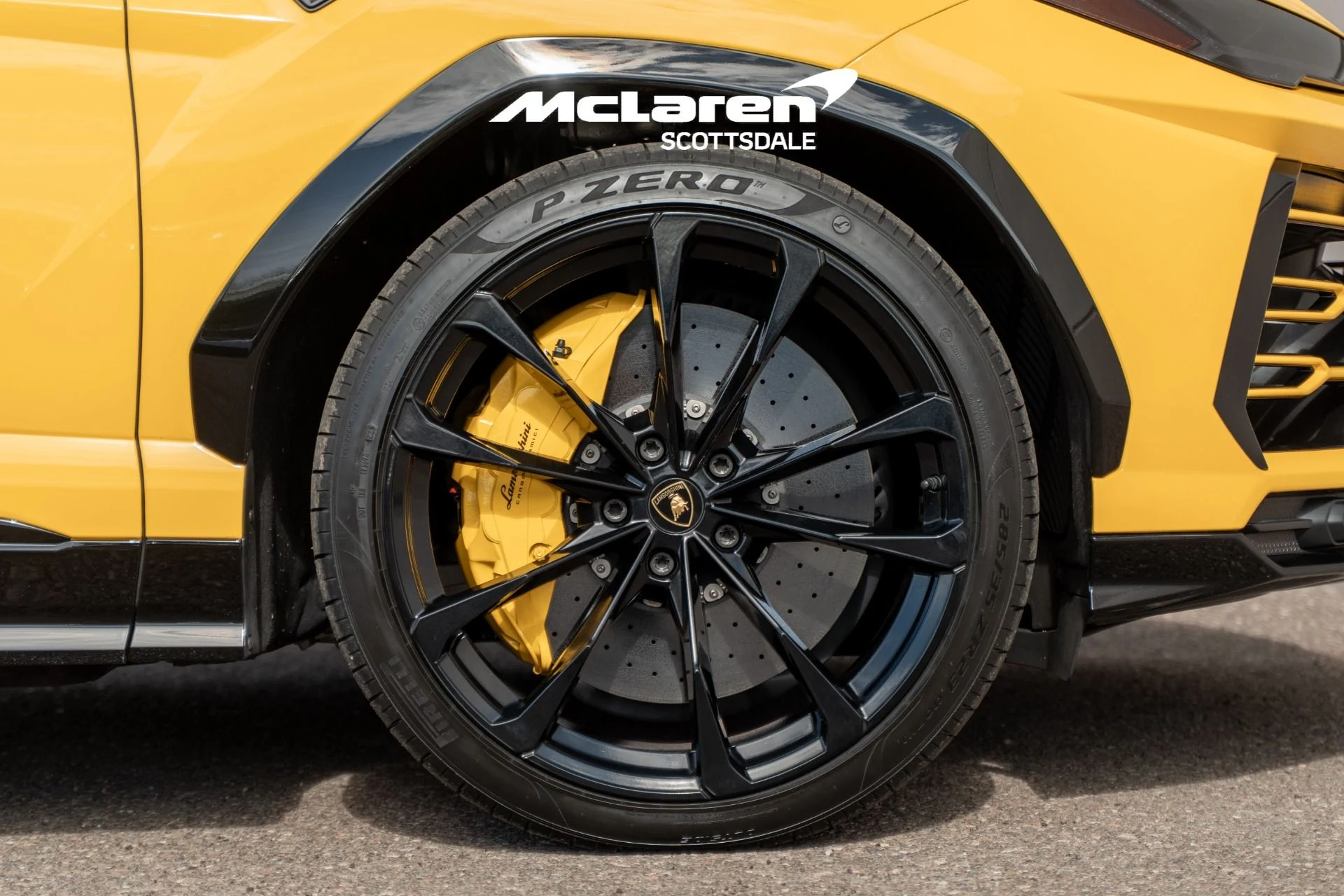 mph033_339436707_Used_2021_LAMBORGHINI_URUS_1775537131_22ffd504eb